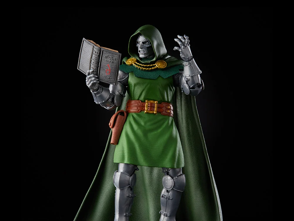 Fantastic Four Marvel Legends Retro Collection Doctor Doom Action Figure
