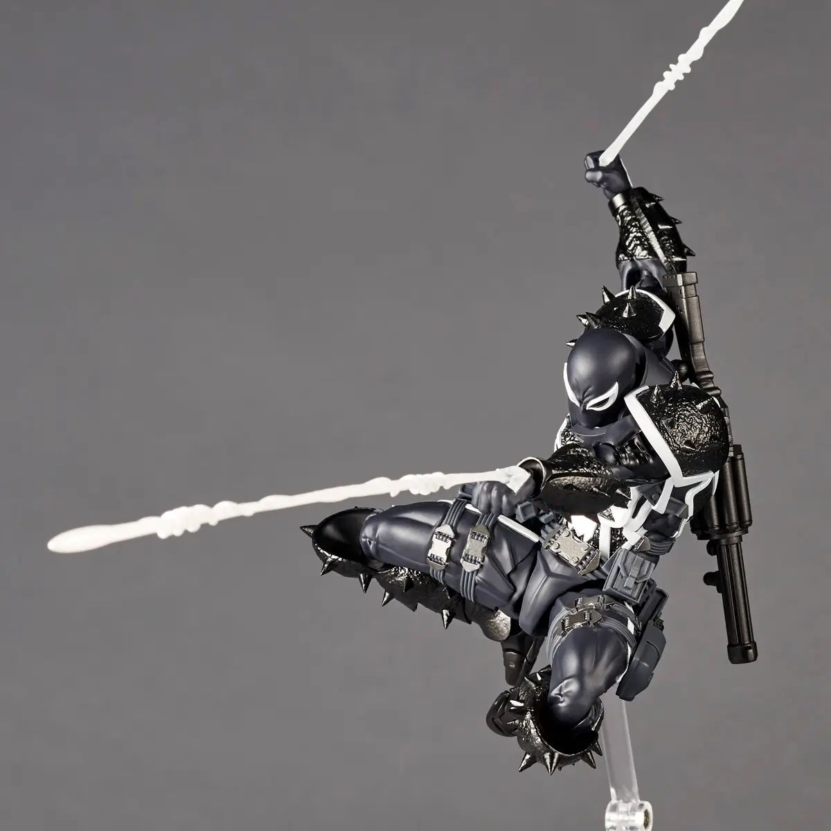 Revoltech Amazing Yamaguchi Agent Venom (Reissue)