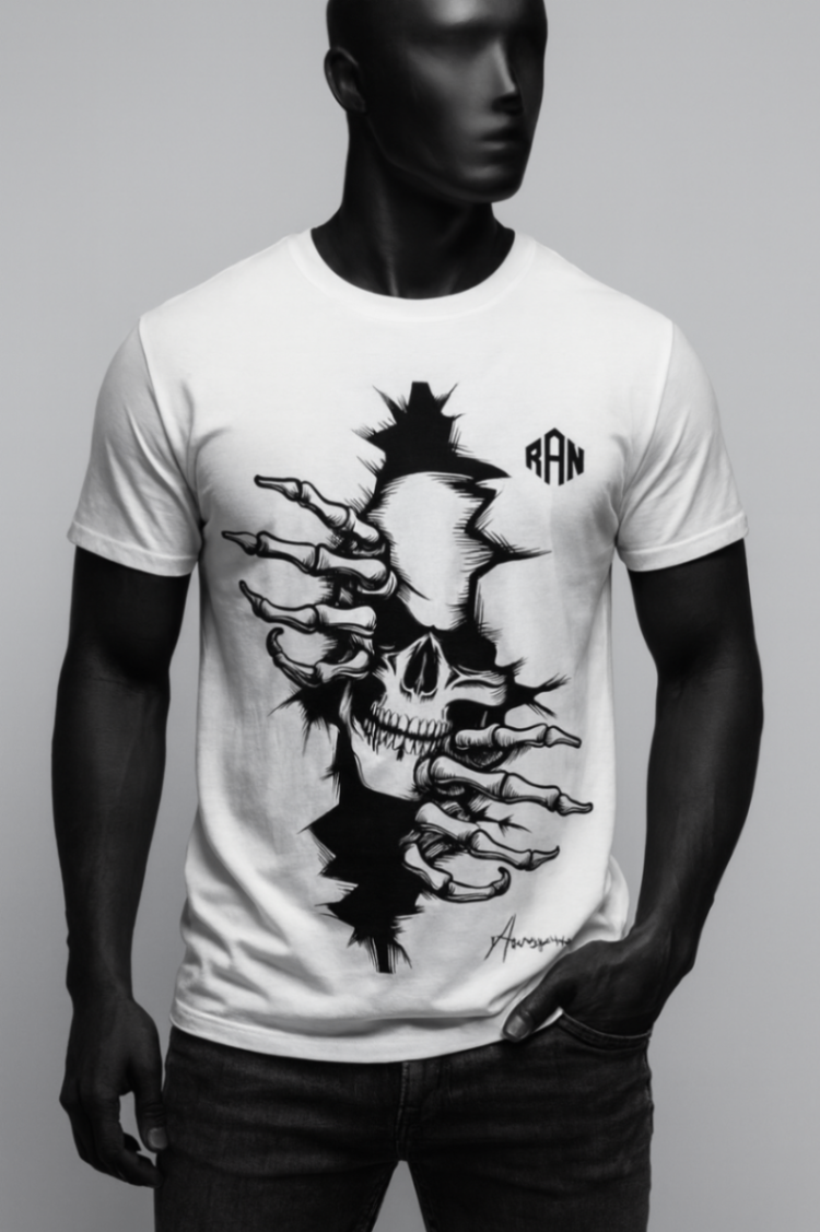 T-shirt blanc avec motif de crâne