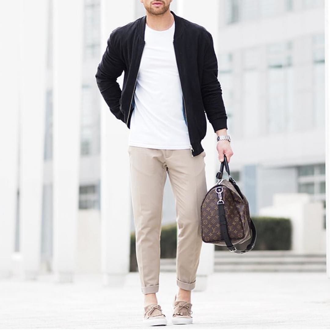 Louis Vuitton Keepall Bandoulière Bag