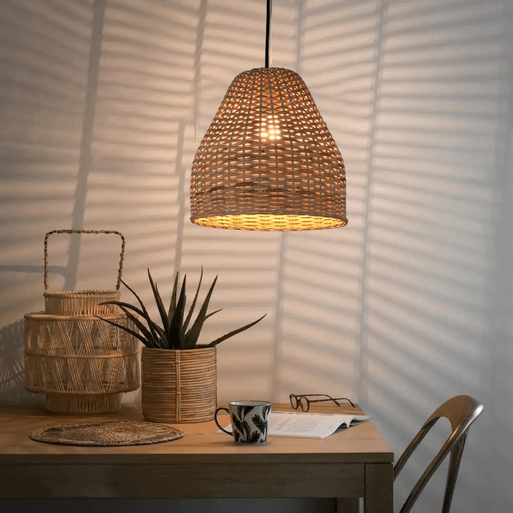 Woven Rattan Pendant Lamp