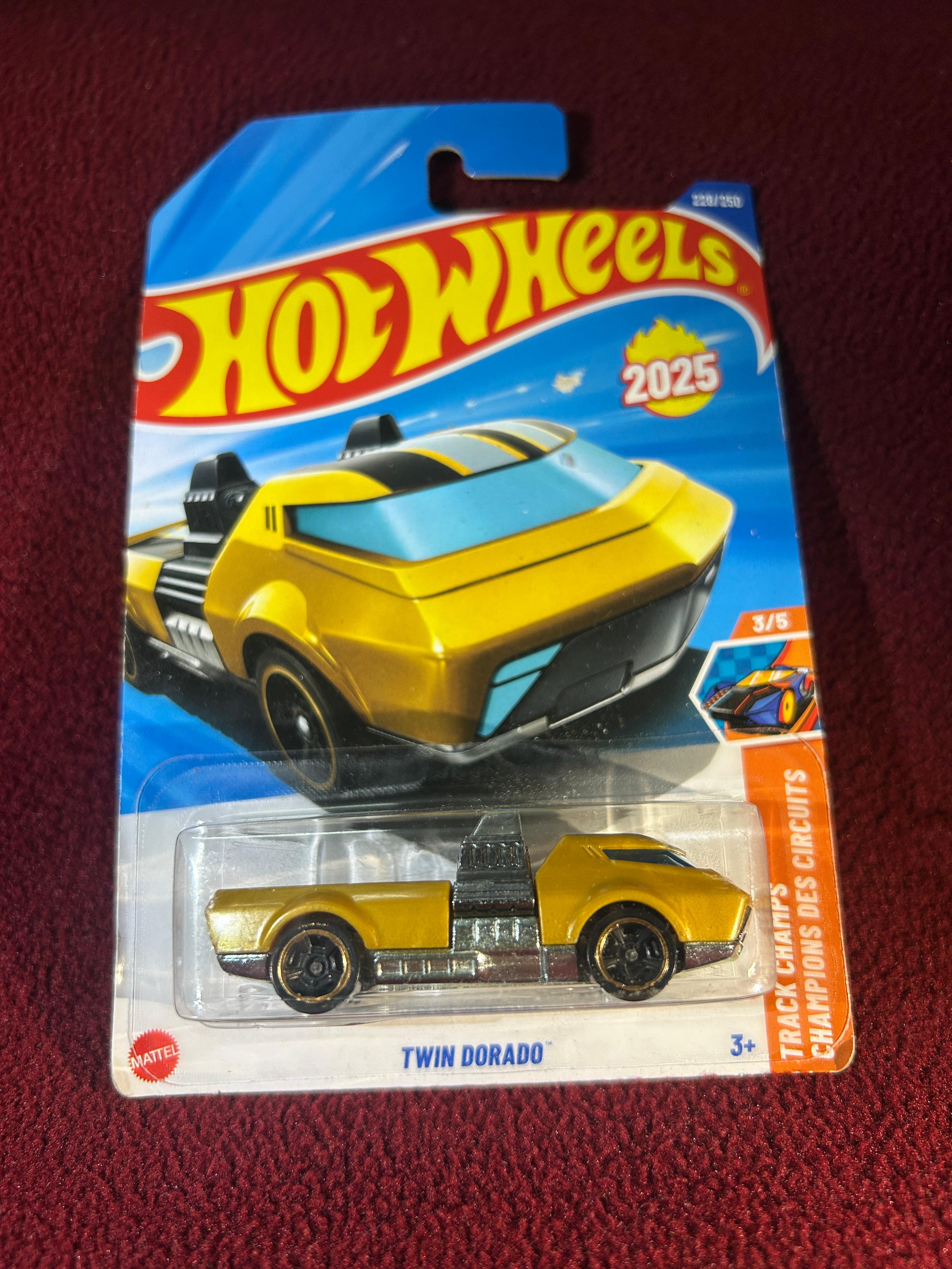 Hot Wheels Twin Dorado