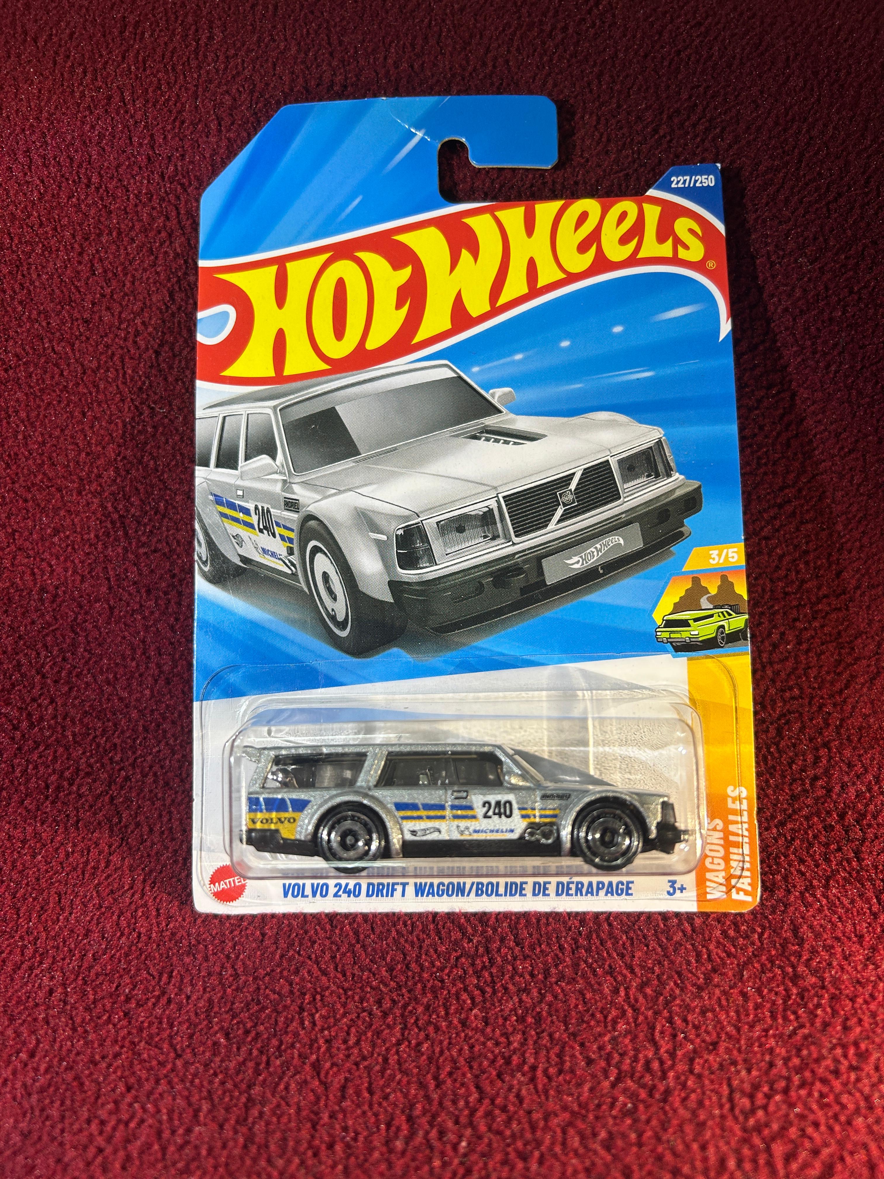 Hot Wheels Volvo 240 Drift Wagon