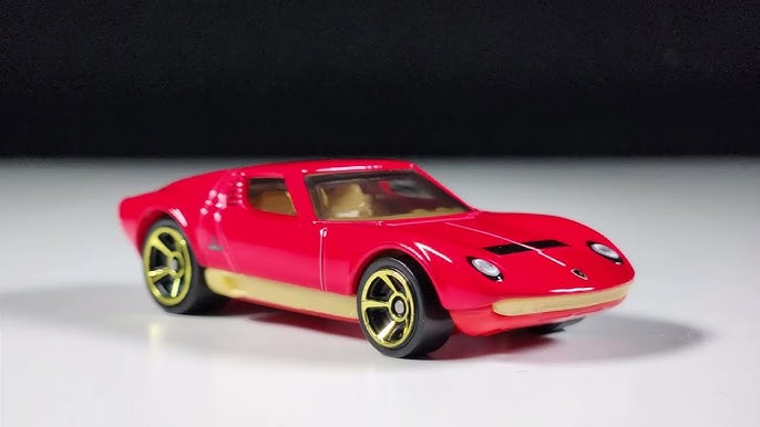 Hot Wheels '71 Lamborghini Miura SV