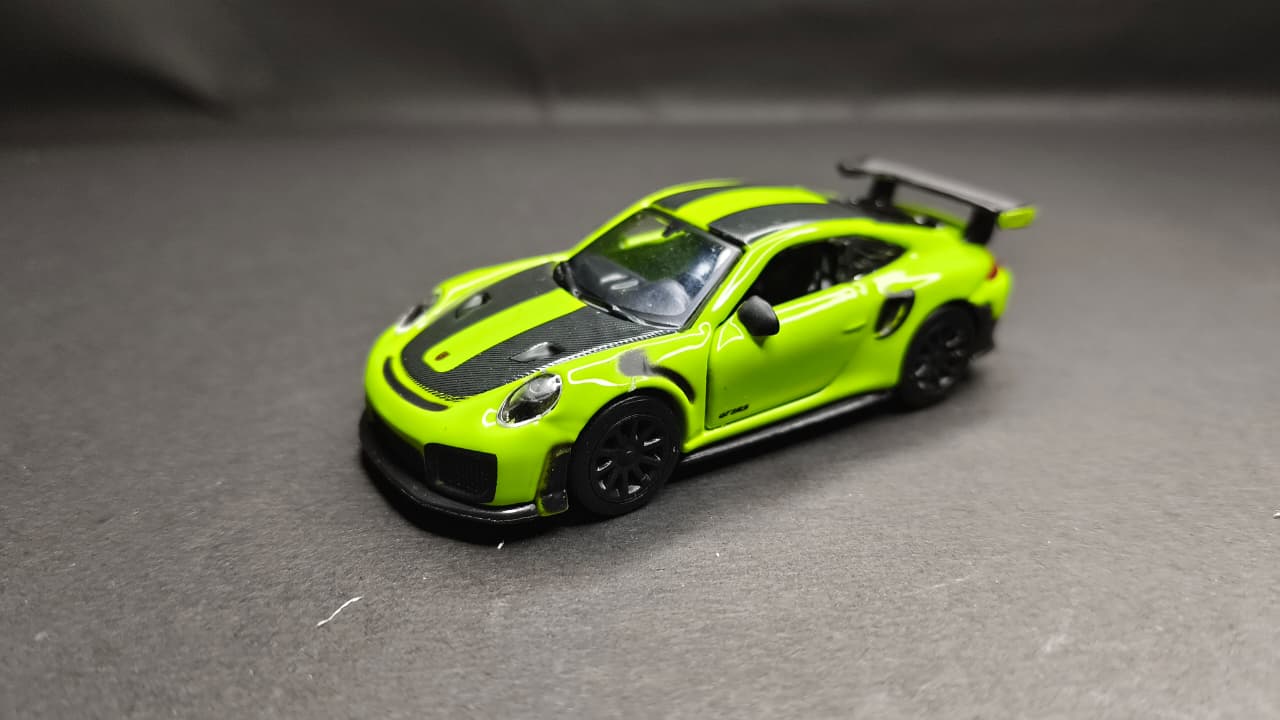 Porsche 911 GT2 RS Green