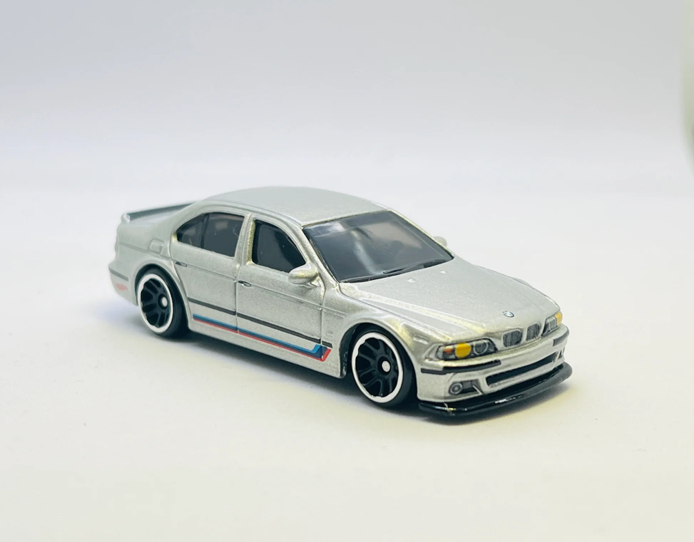 Hot Wheels BMW 2001 M5