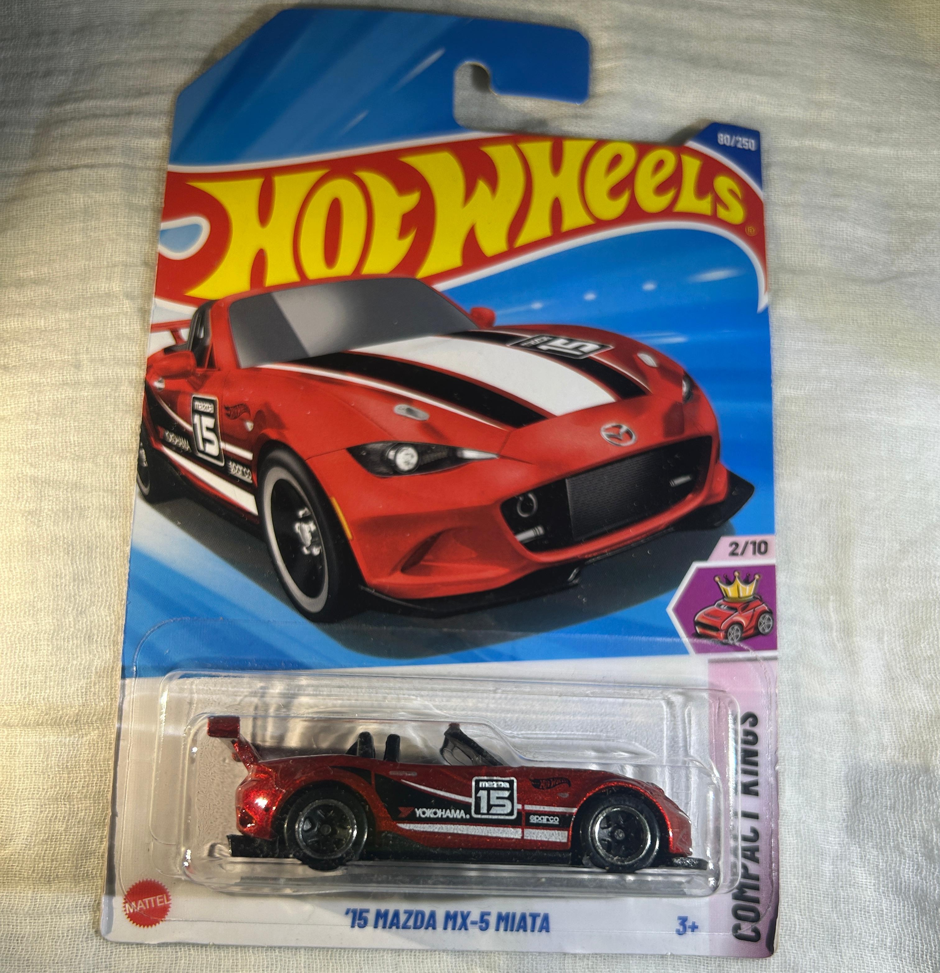 Hot Wheels '15 Mazda MX-5 Miata