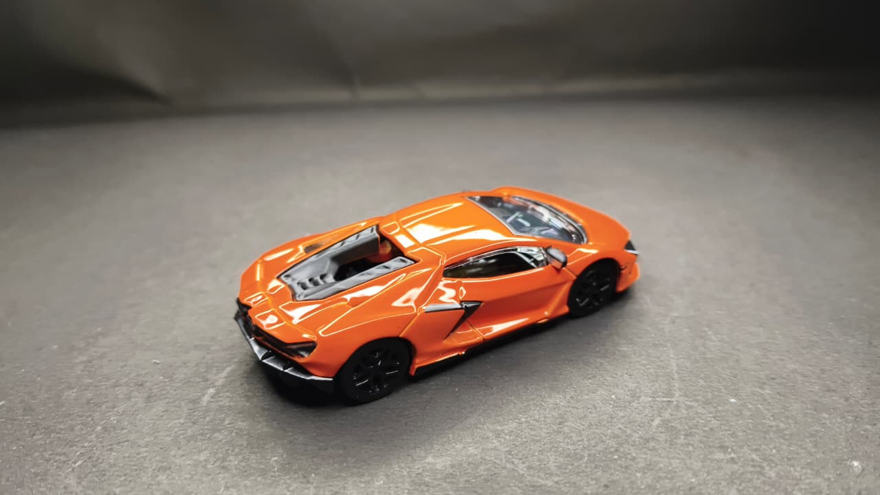 Lamborghini Revuelto