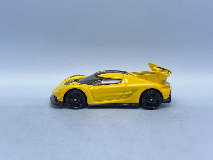 Hot Wheels 2020 Koenigsegg Jesko