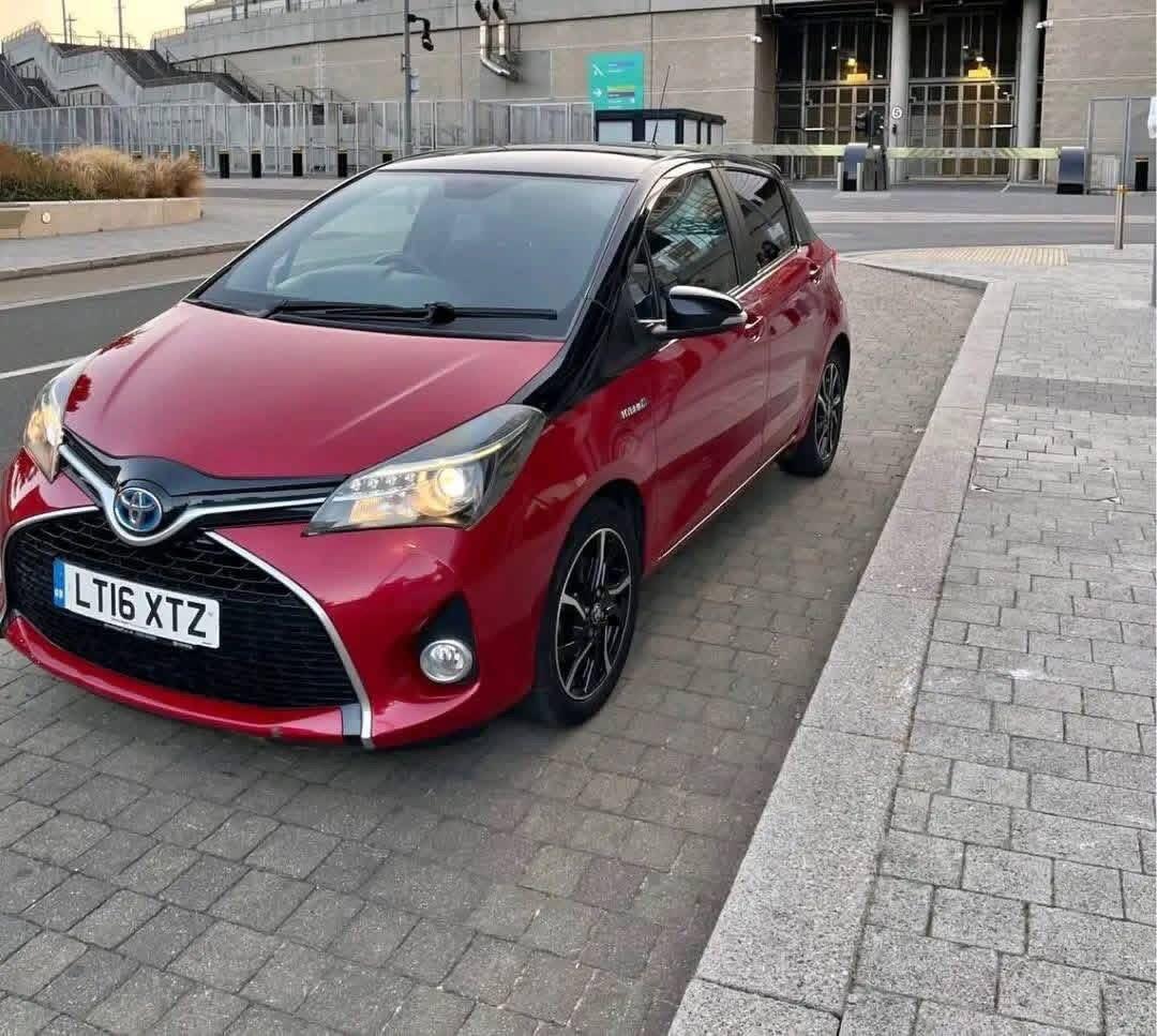 2019 TOYOTA Yaris HYBRID