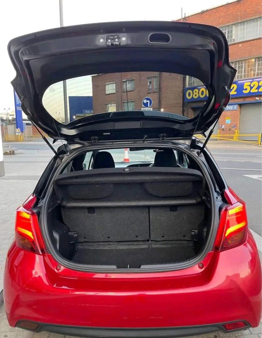 2019 TOYOTA Yaris HYBRID