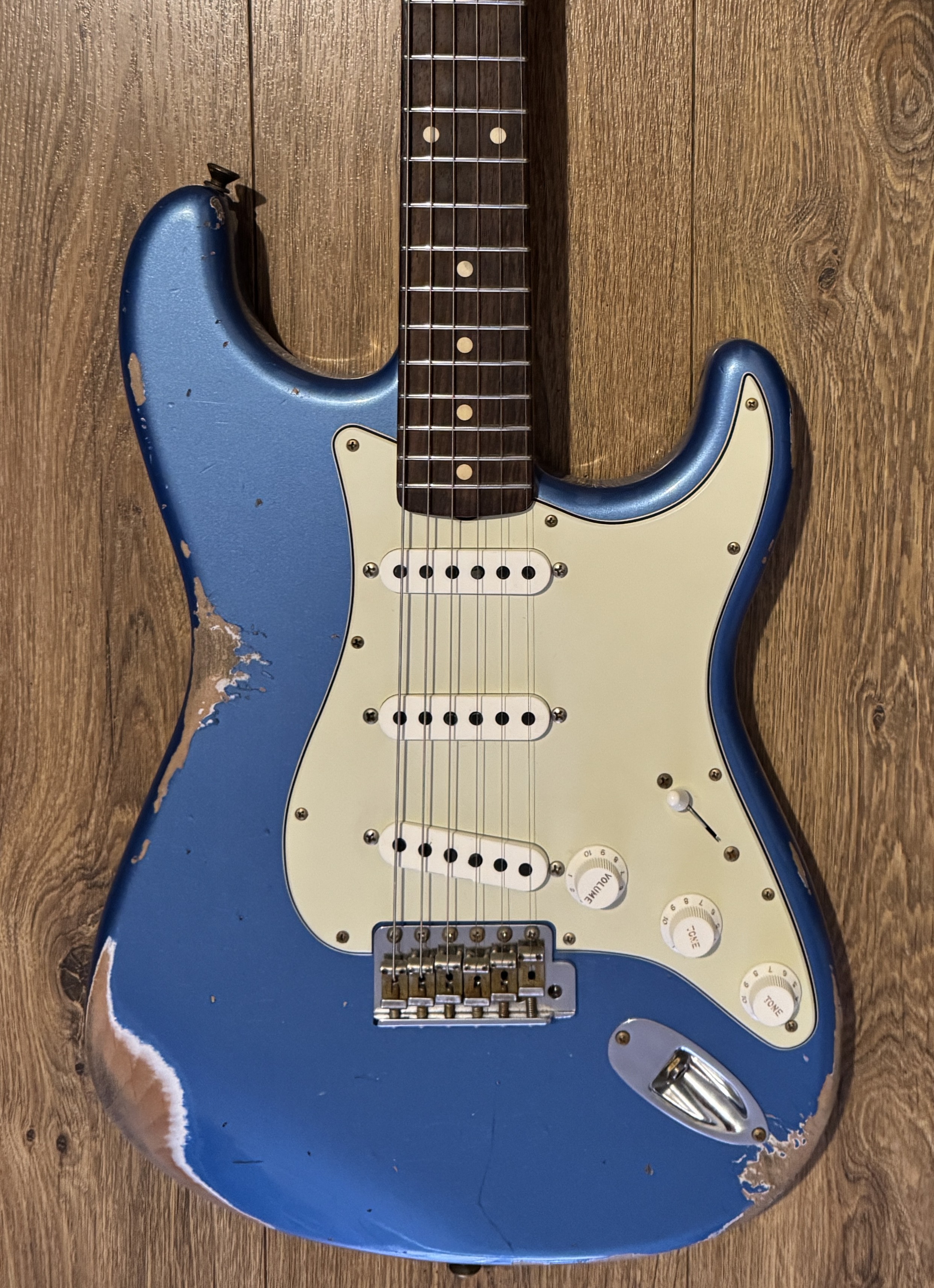 Fender Custom Shop ’61 Stratocaster Heavy Relic Lake Placid Blue
