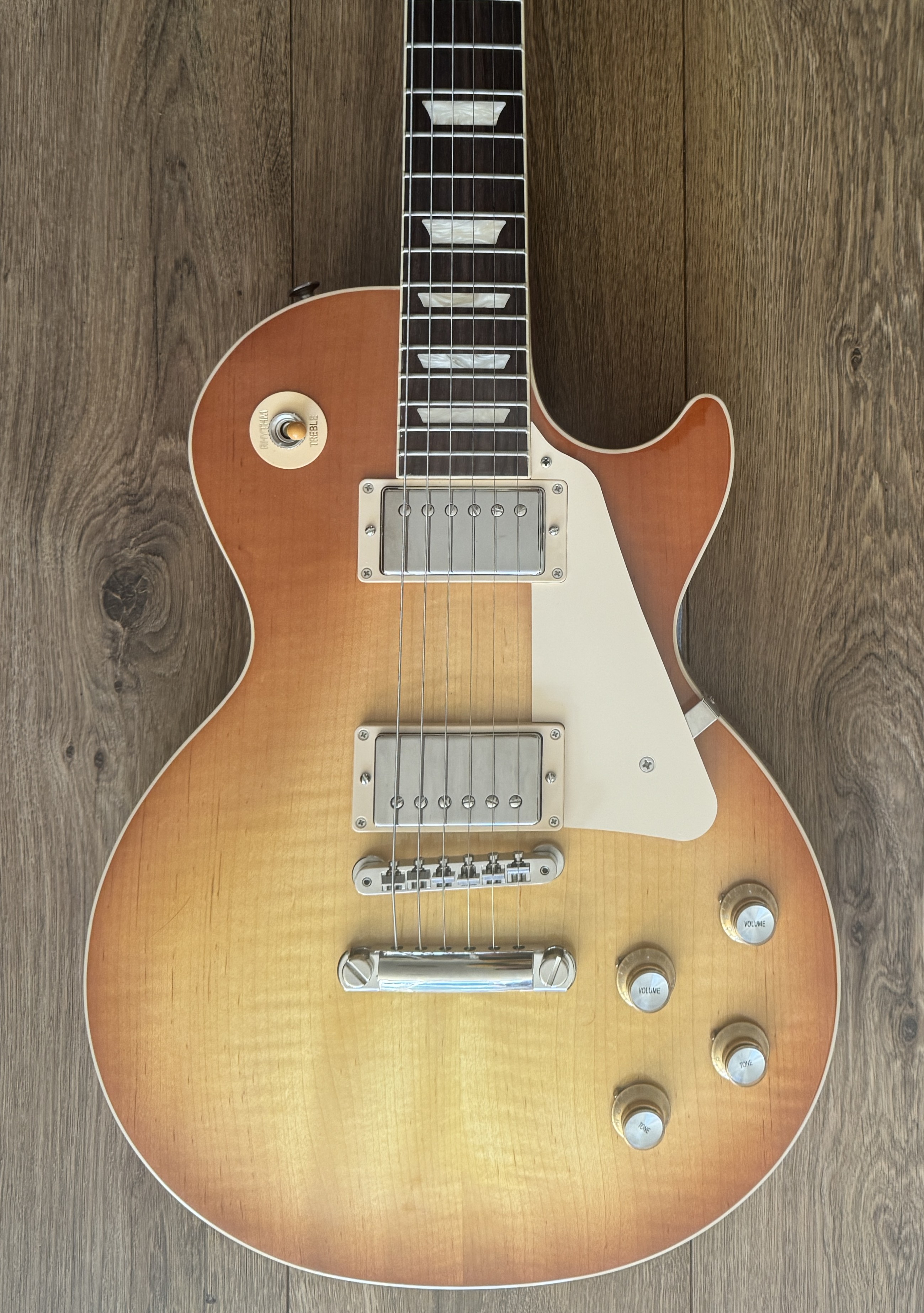 2024 Gibson Les Paul Standard ’60s Unburst
