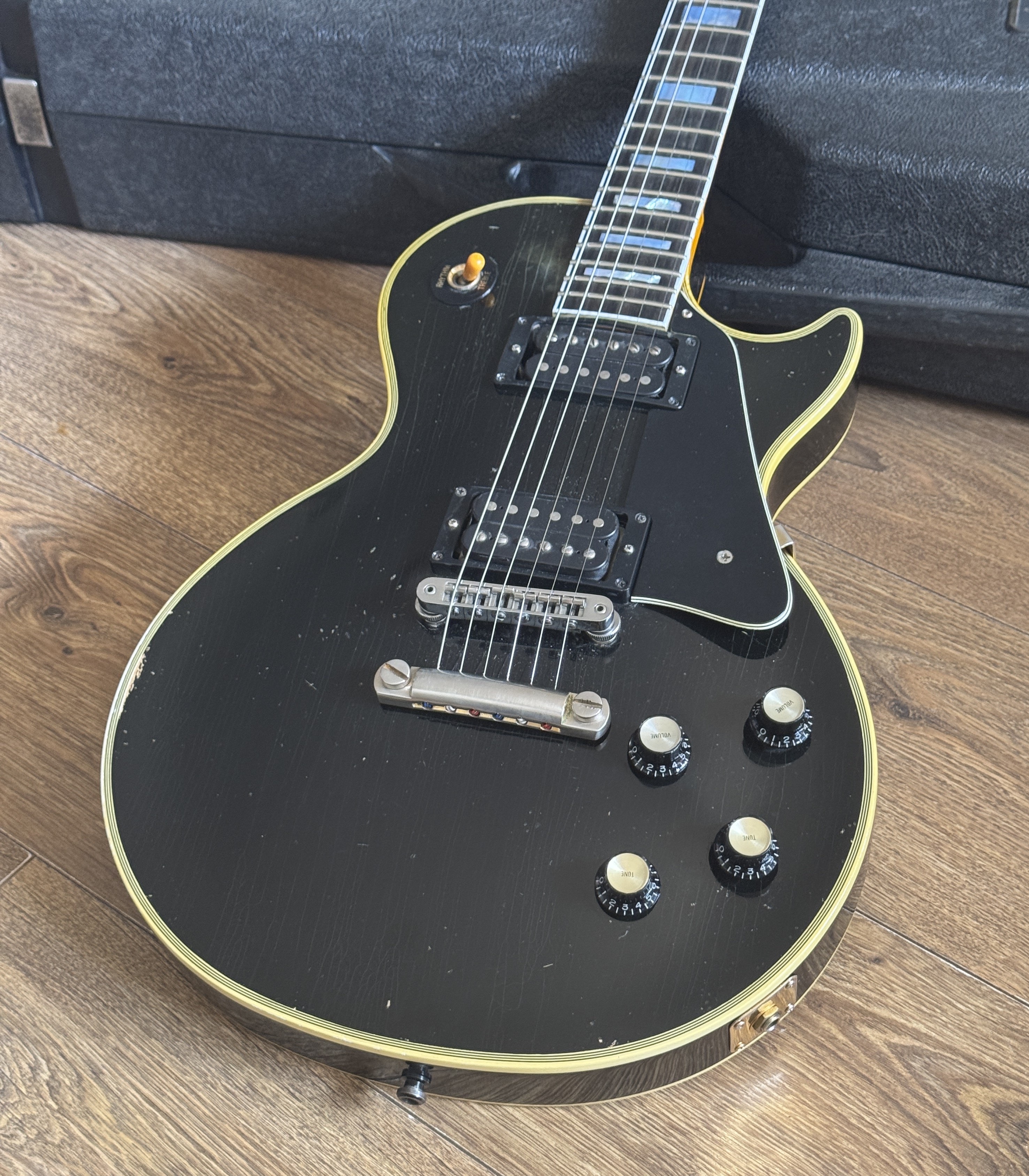 1986 Gibson Les Paul Custom Ebony Heavy Aged – Mojo Machine