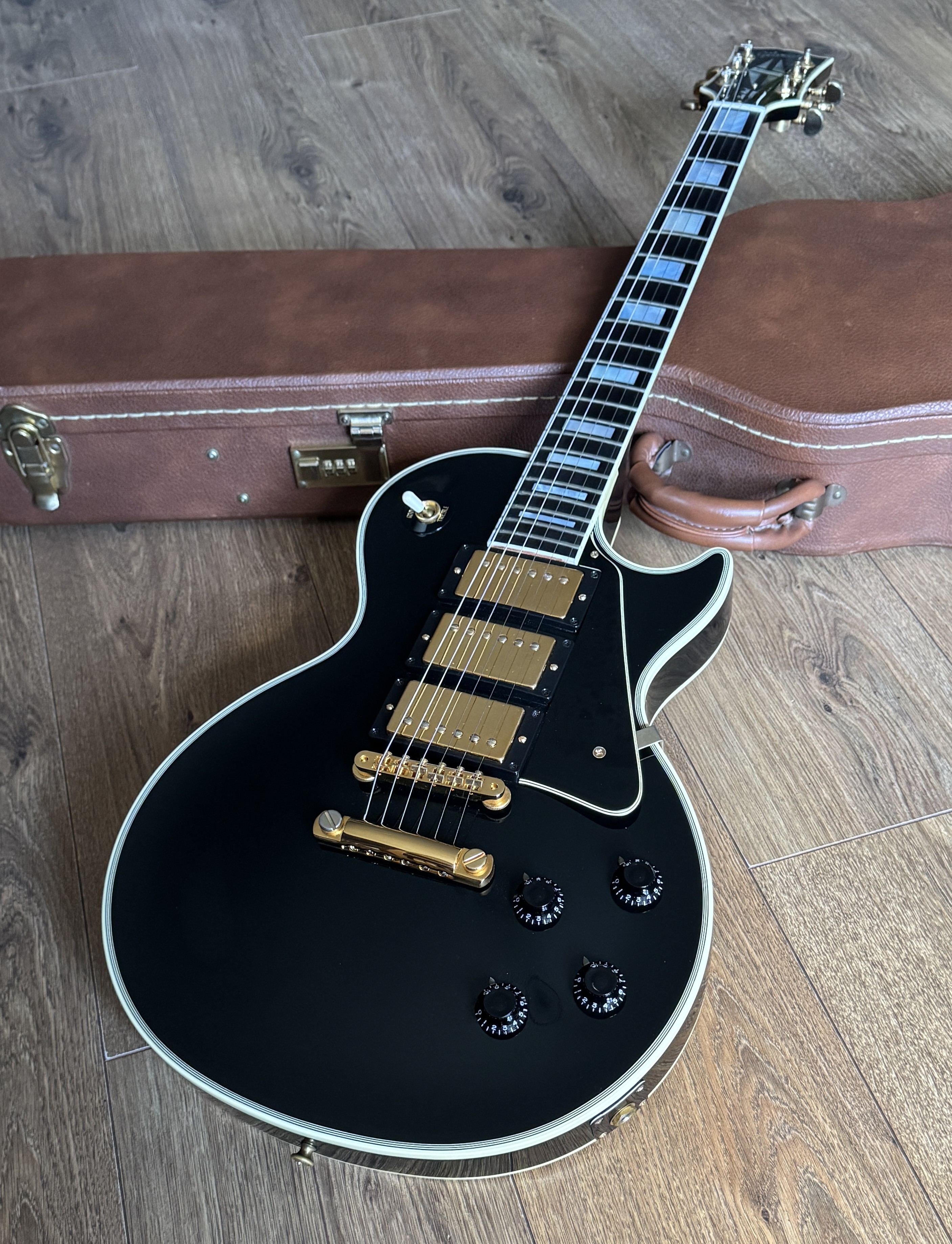 Gibson Les Paul Custom "Pre-Historic" '57 Reissue 3-Pickup Ebony (1992)