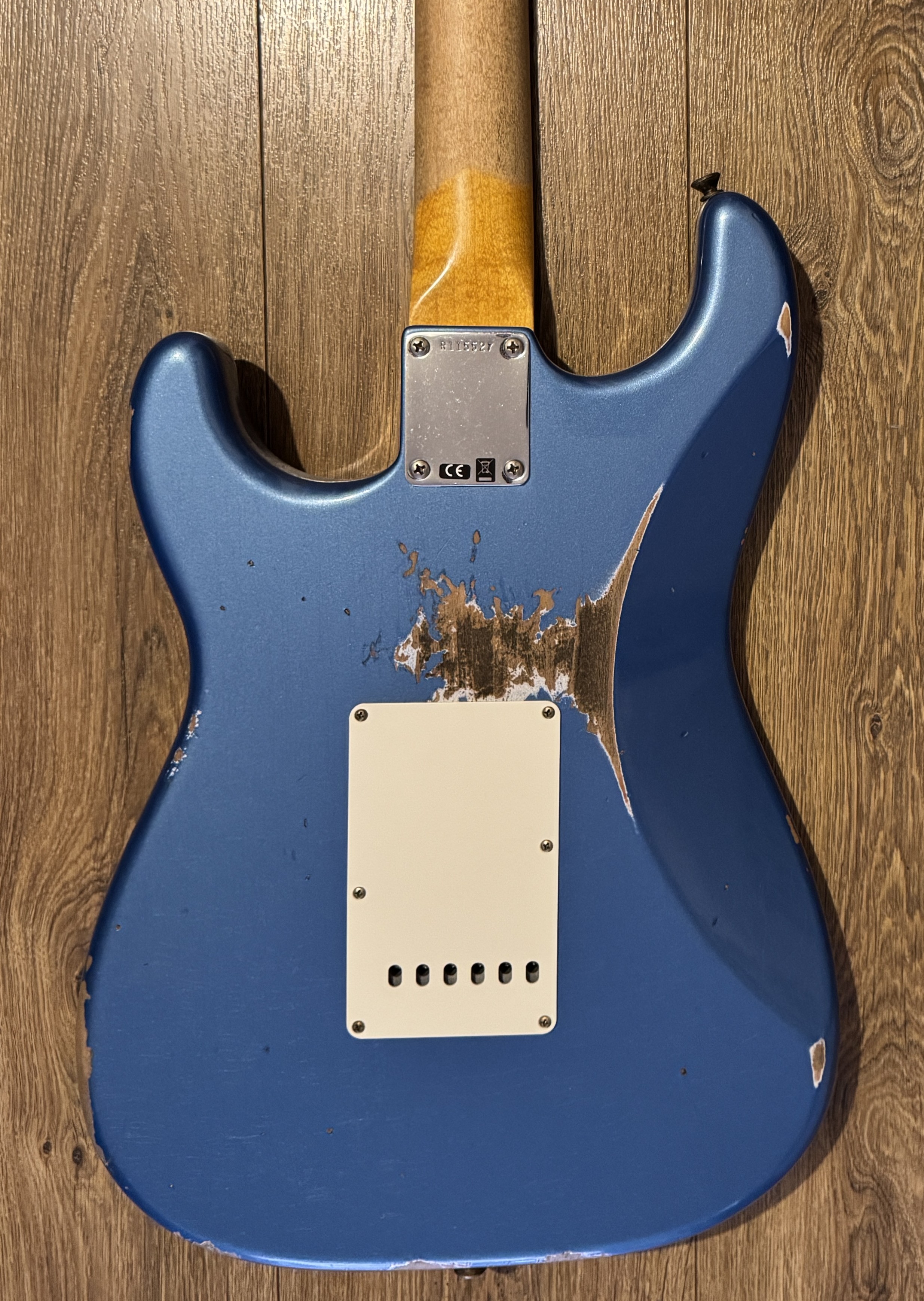 Fender Custom Shop ’61 Stratocaster Heavy Relic Lake Placid Blue 