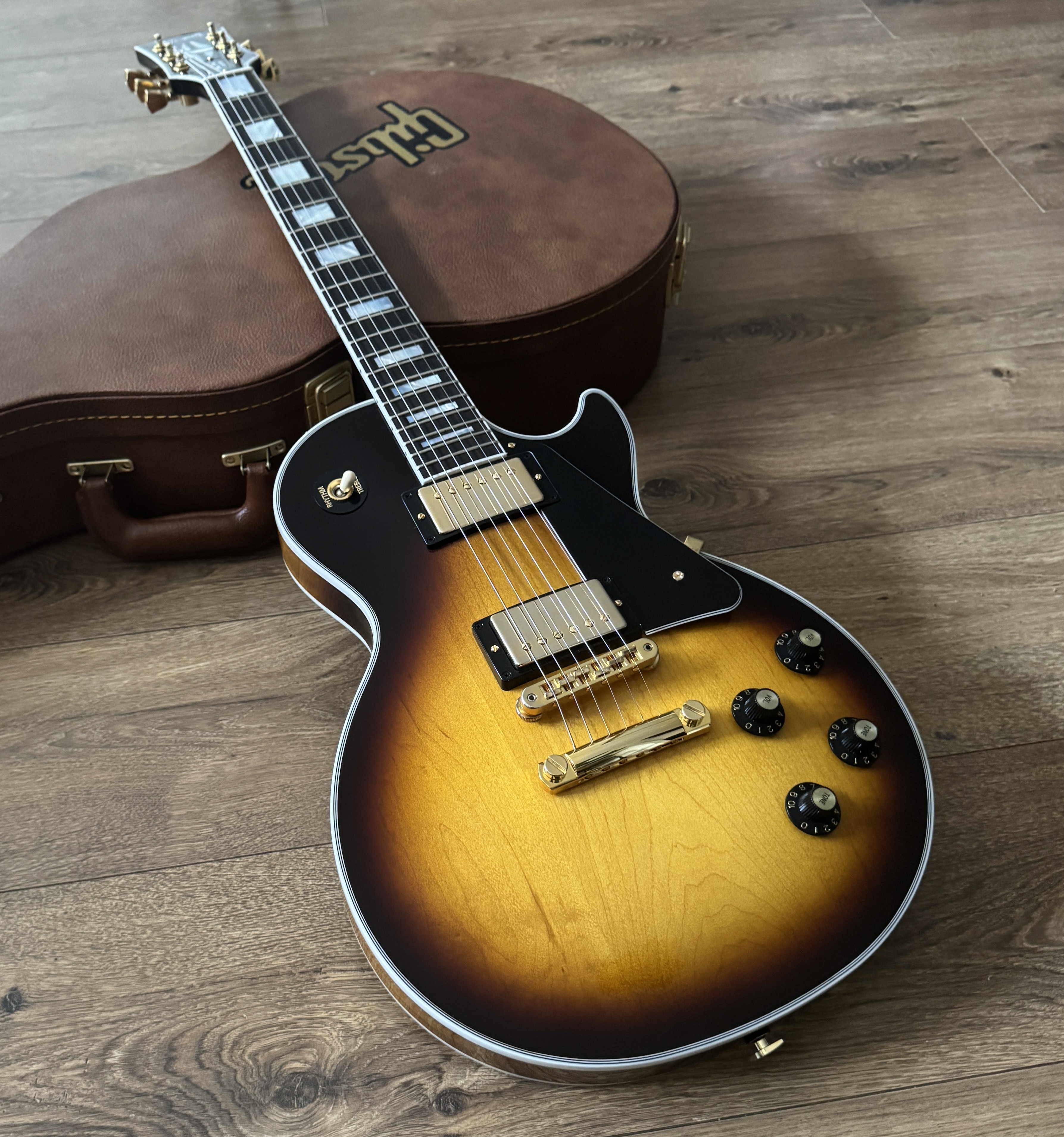Gibson Les Paul Custom '70s Tobacco Burst - Brand New