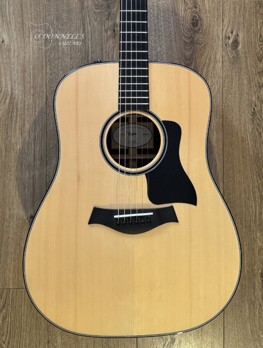 Taylor Custom DN Acoustic Guitar V-Class Bracing Adirondack Spruce