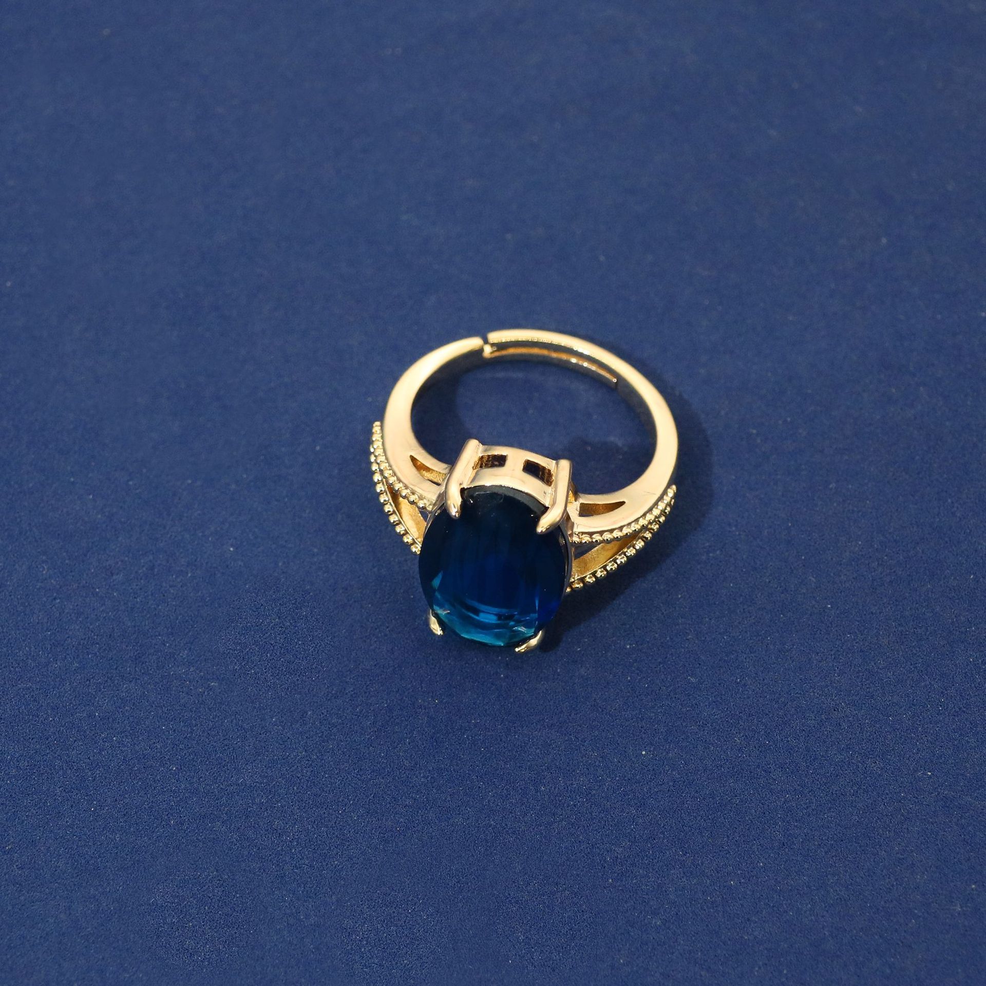New high quality simple style zircon ring