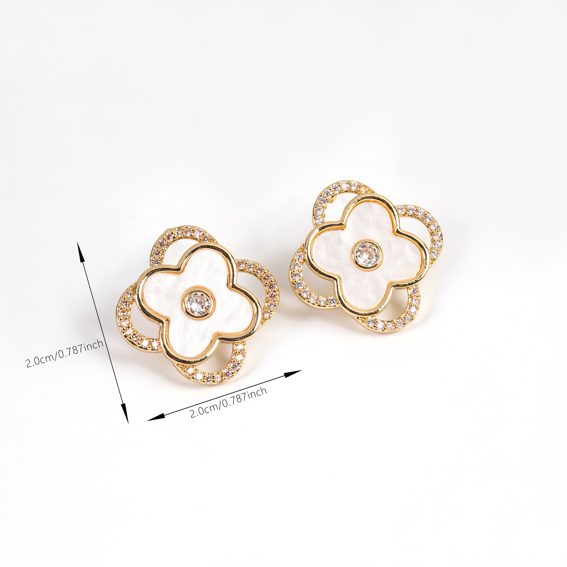 New creative four-leaf clover zircon earrings