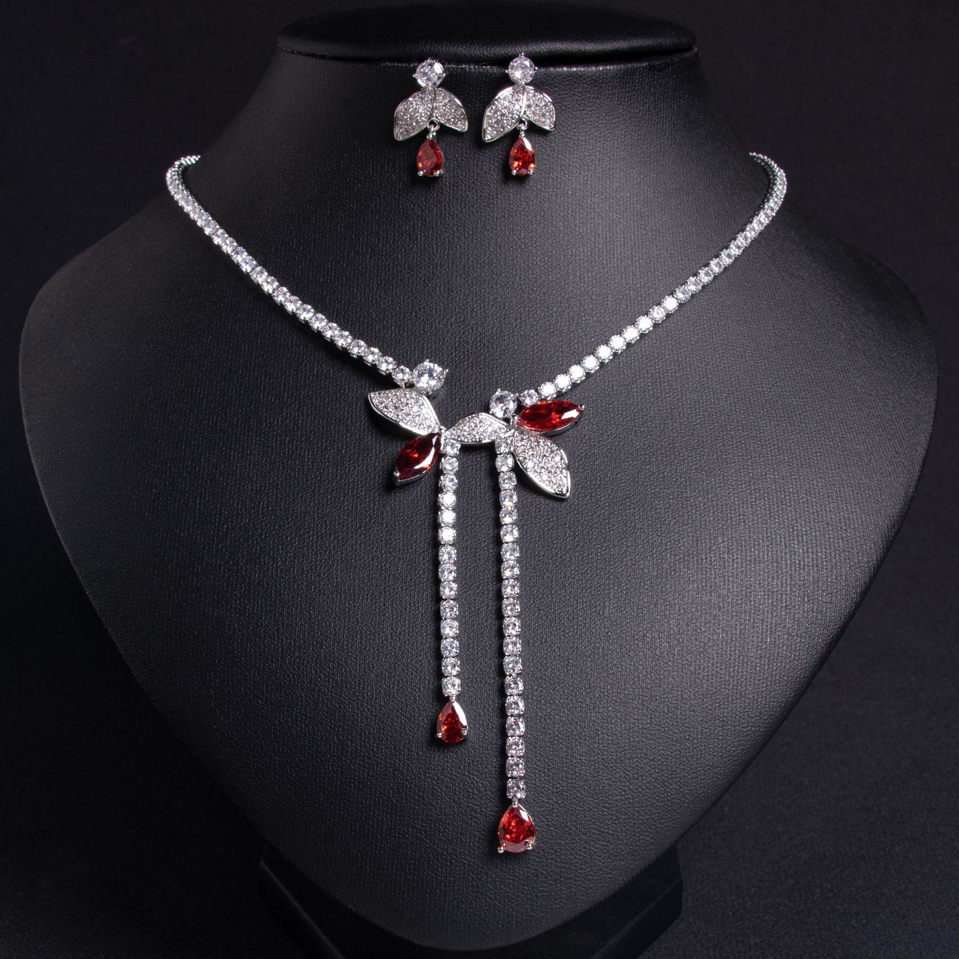 Elegant Crystal Necklace and Earring Set