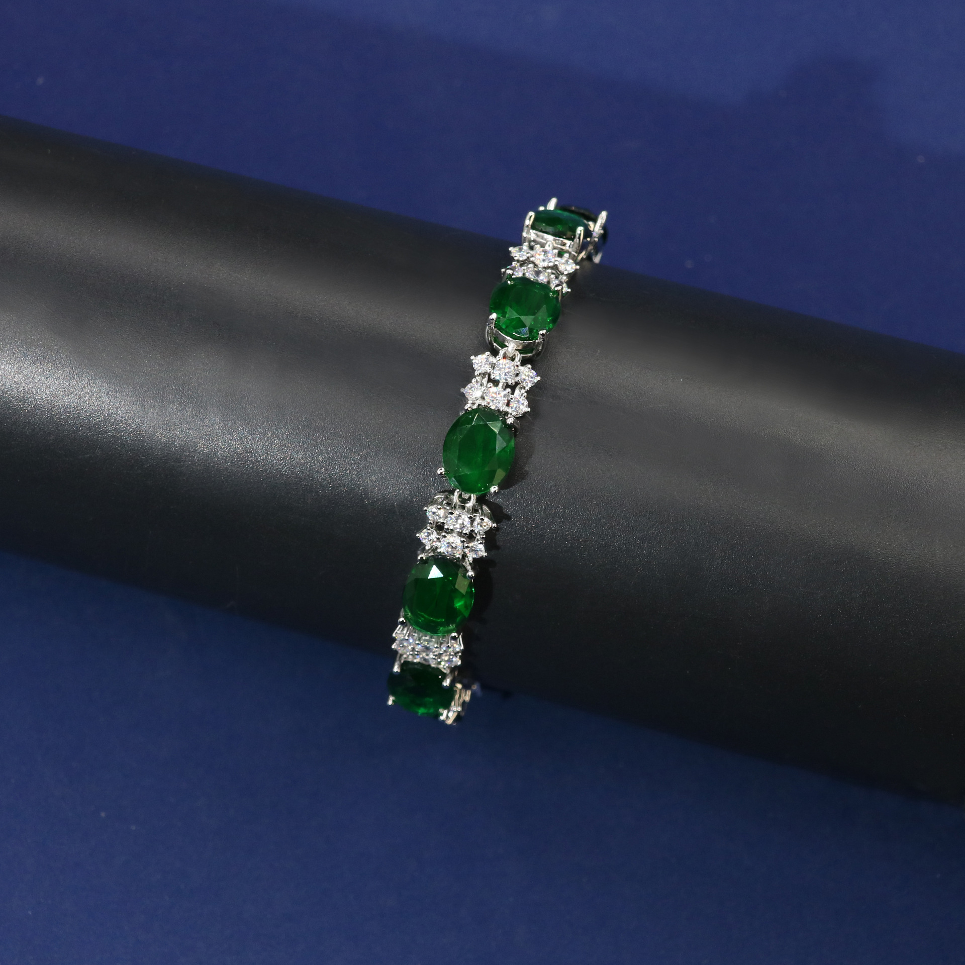 New personalized zircon bracelet