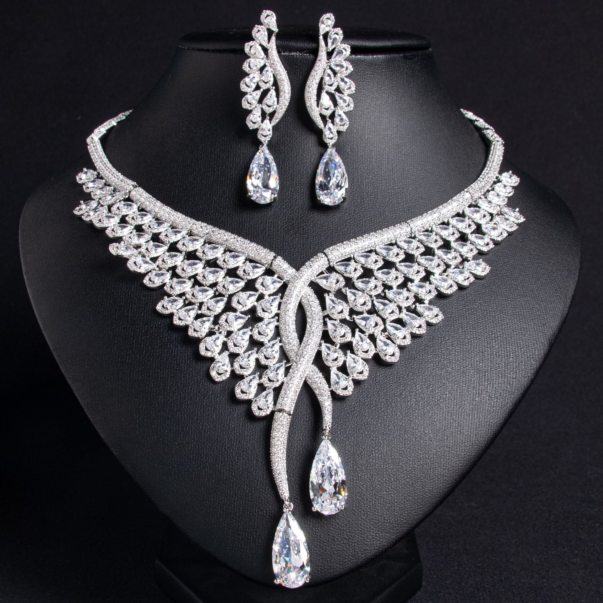 Zircon jewelry set