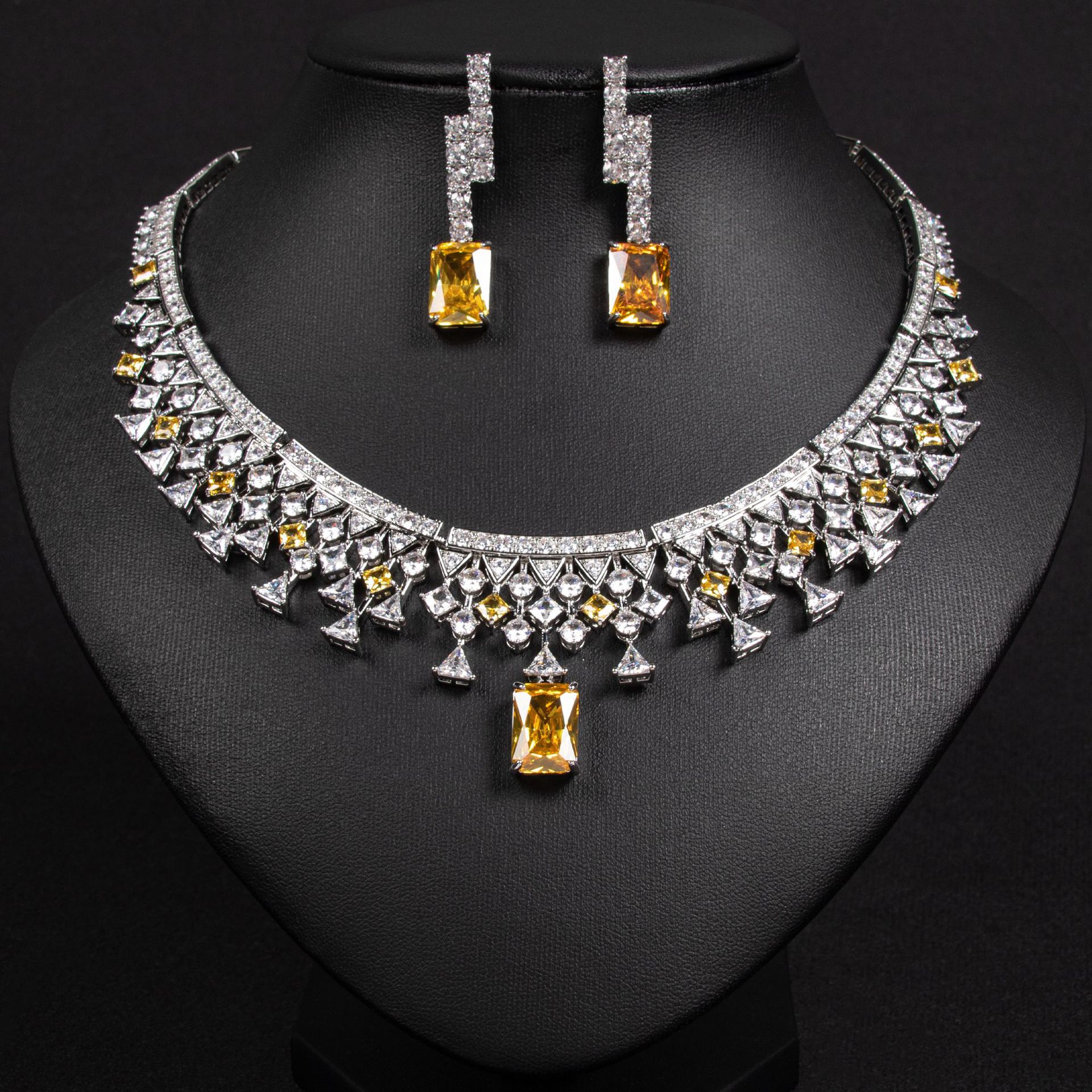 Zircon jewelry set