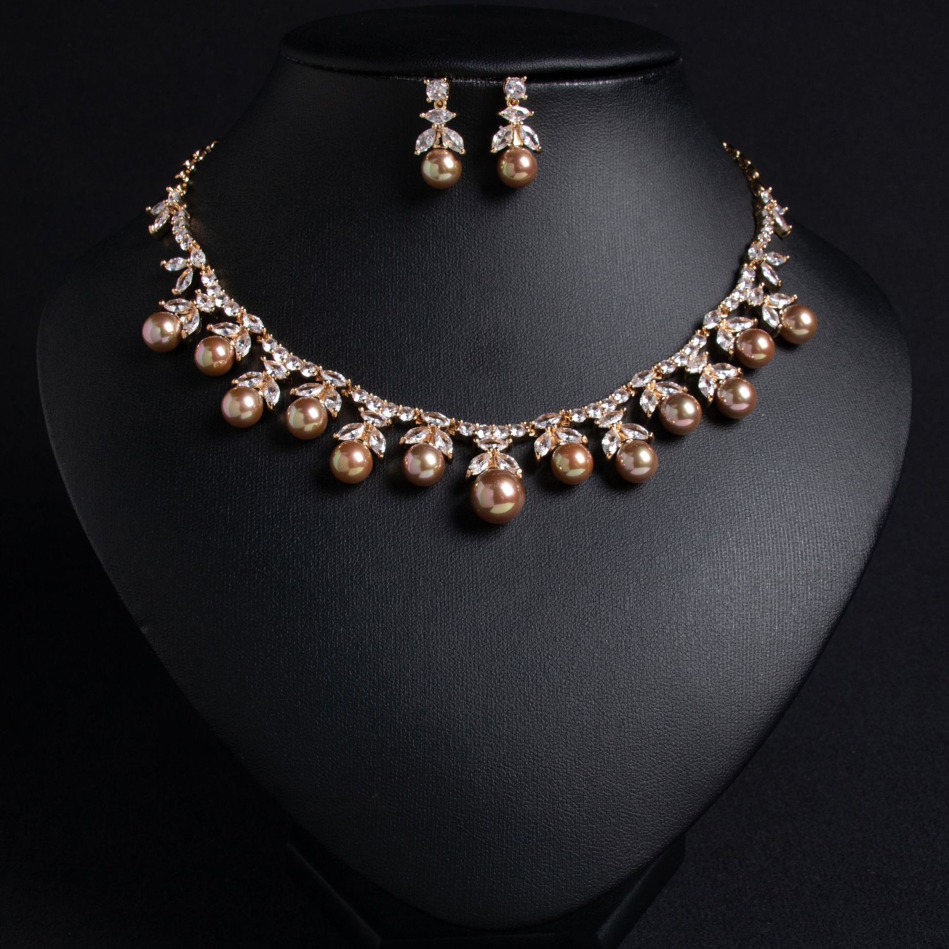 Zircon jewelry set