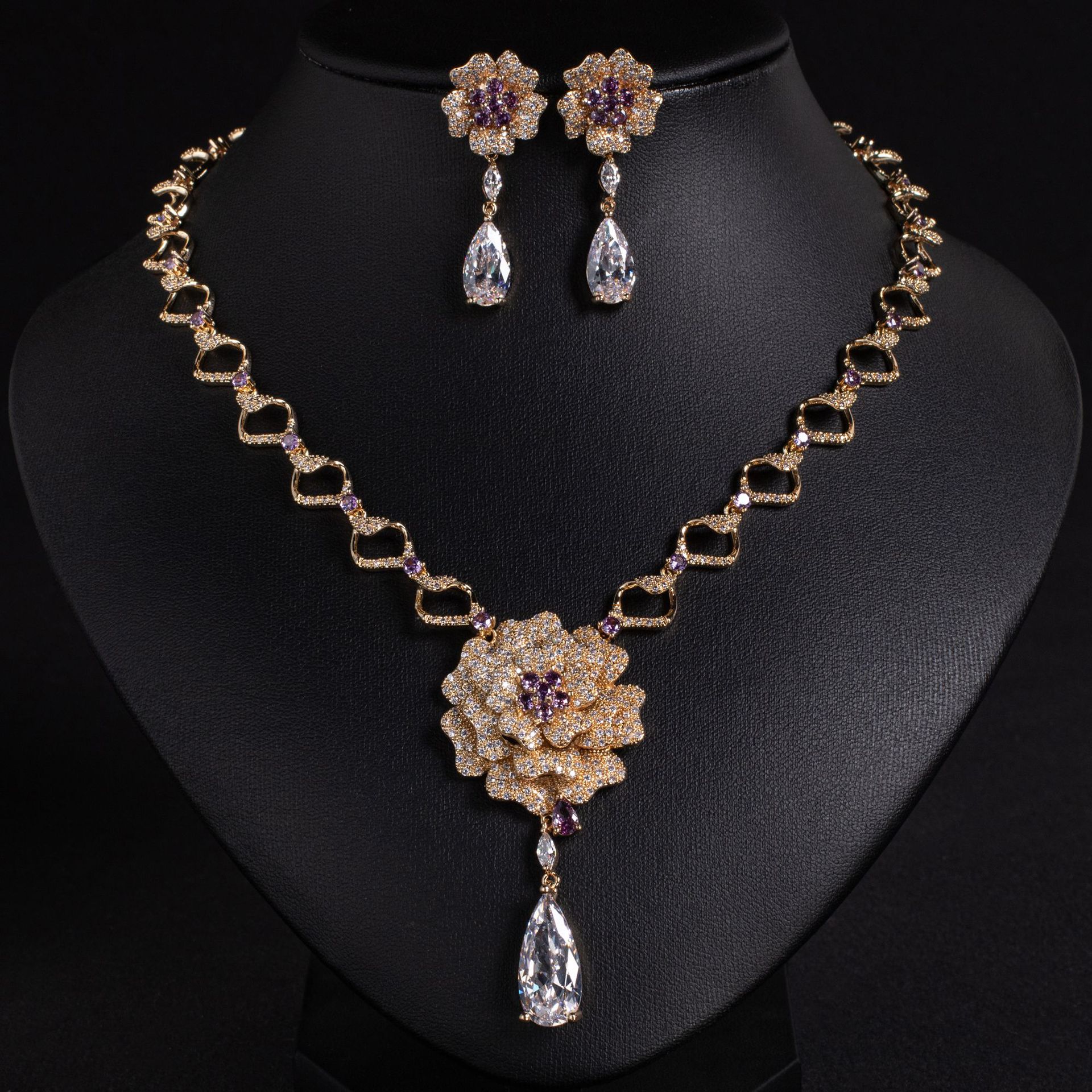 Zircon jewelry set