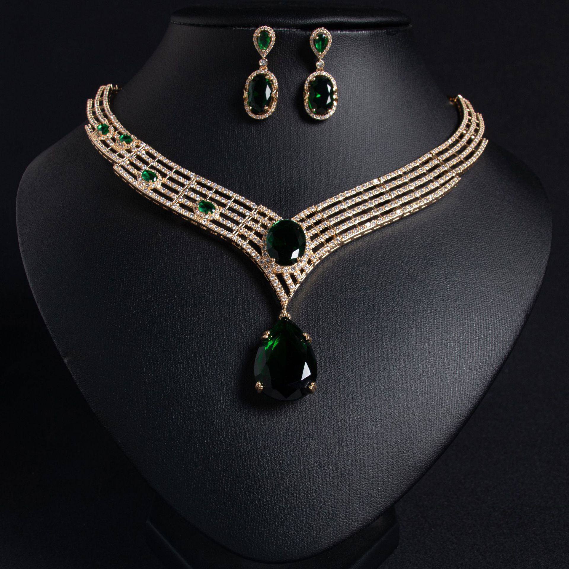 Zircon jewelry set