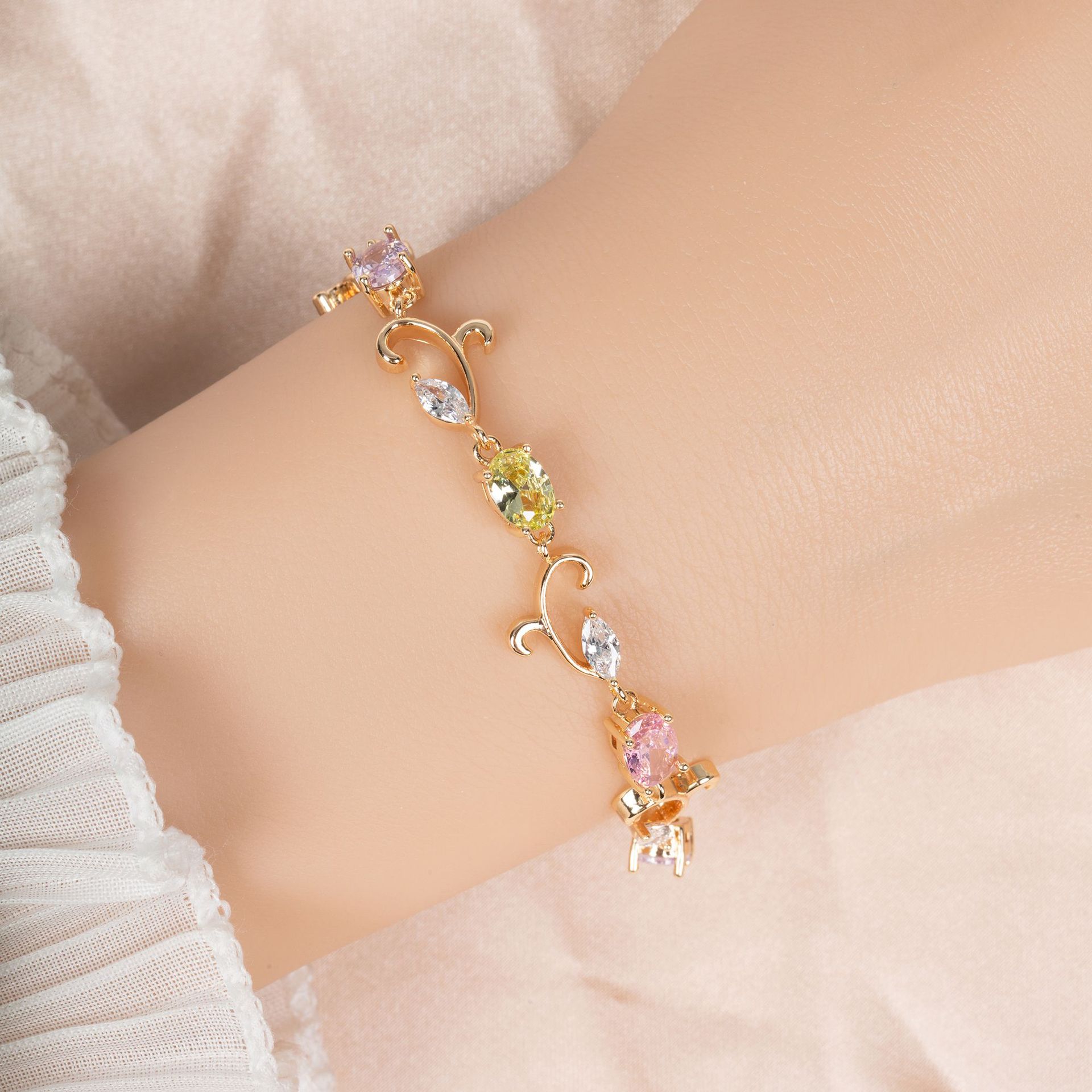 New rattan zircon bracelet
