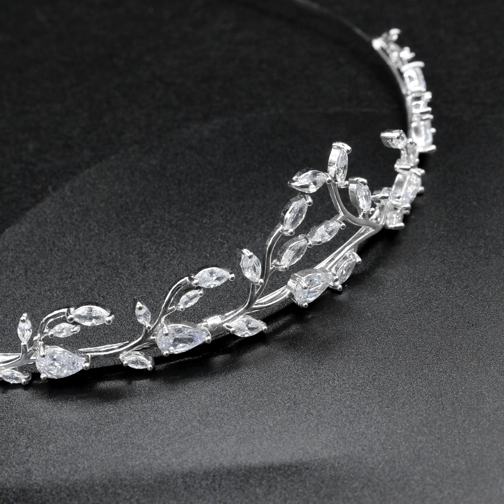 New high quality creative branch crown