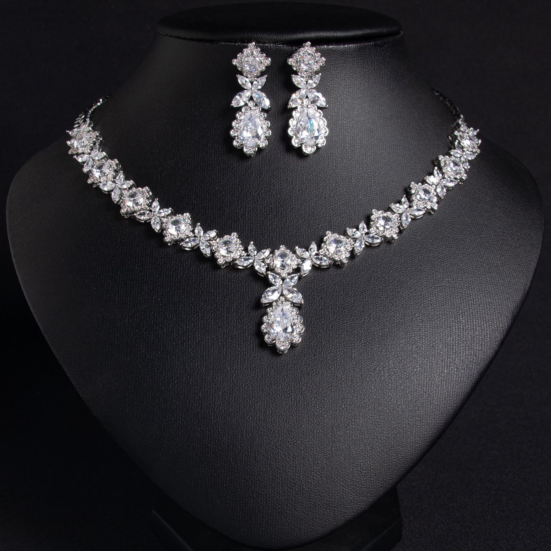 Elegant necklace and earrings for special occasions