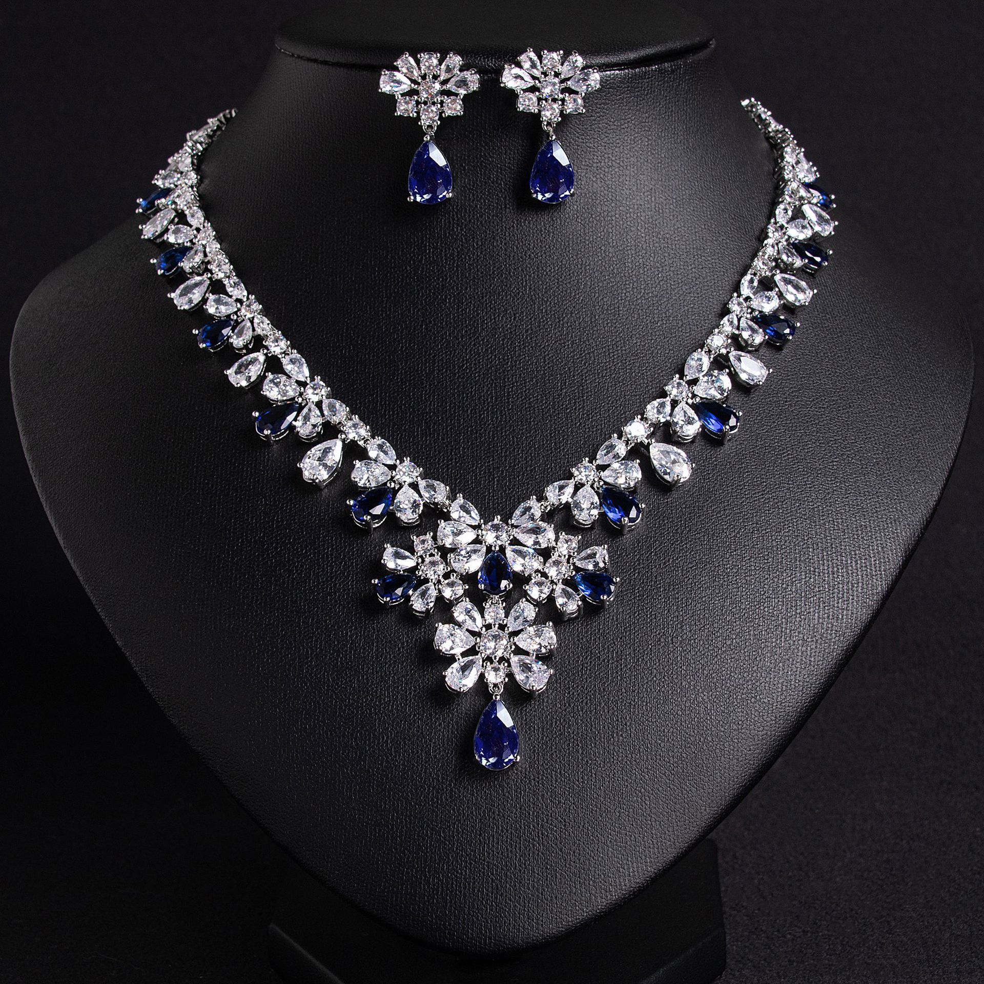 New zircon jewelry set suitable for date