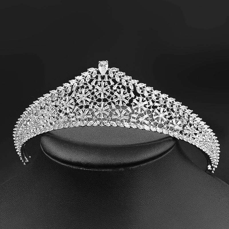 New high quality ethnic style crown