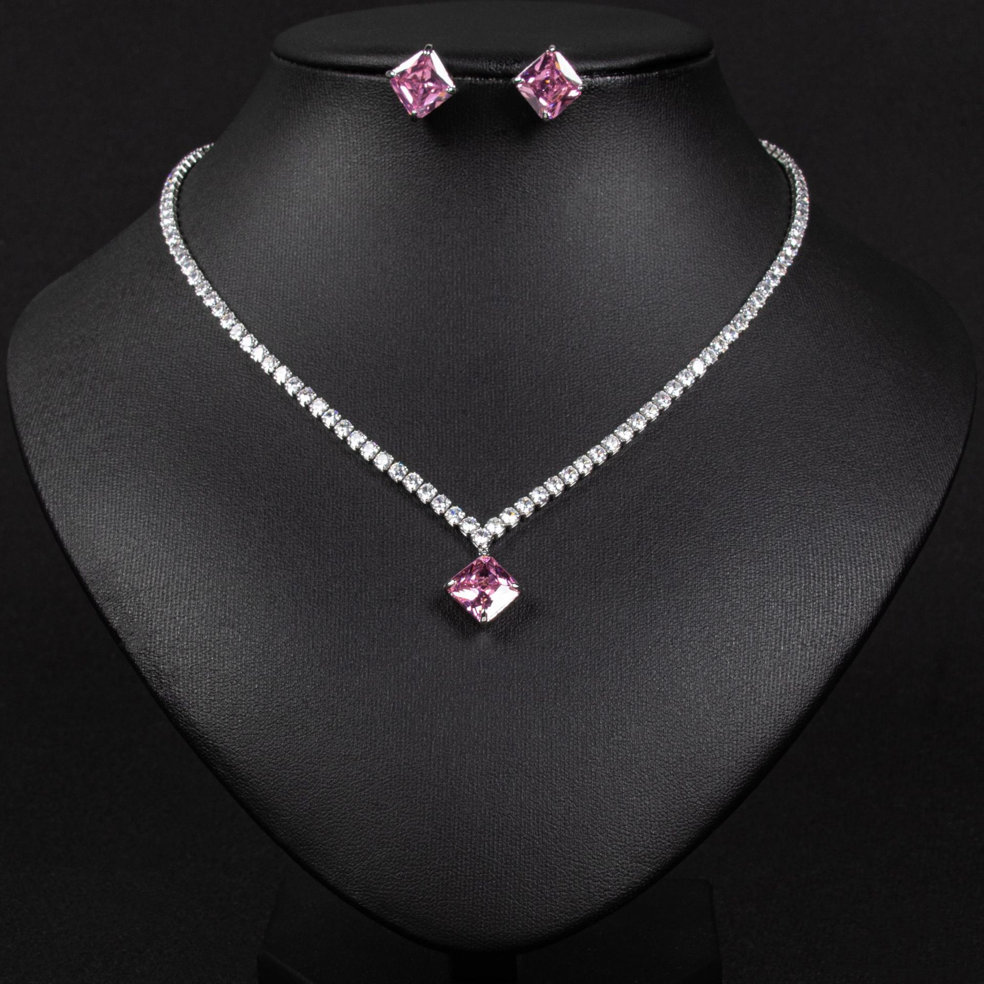 Zircon jewelry set