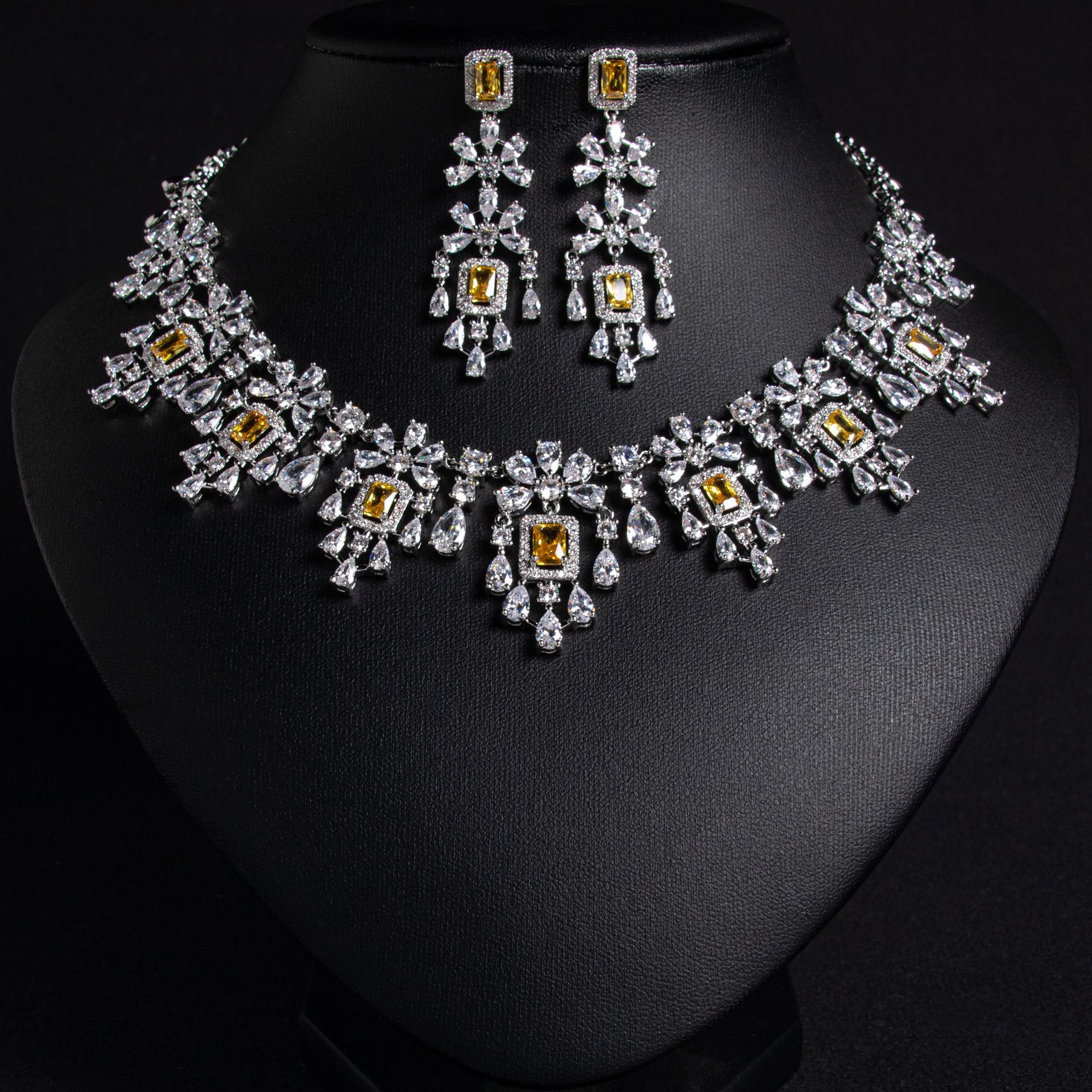 Zircon jewelry set