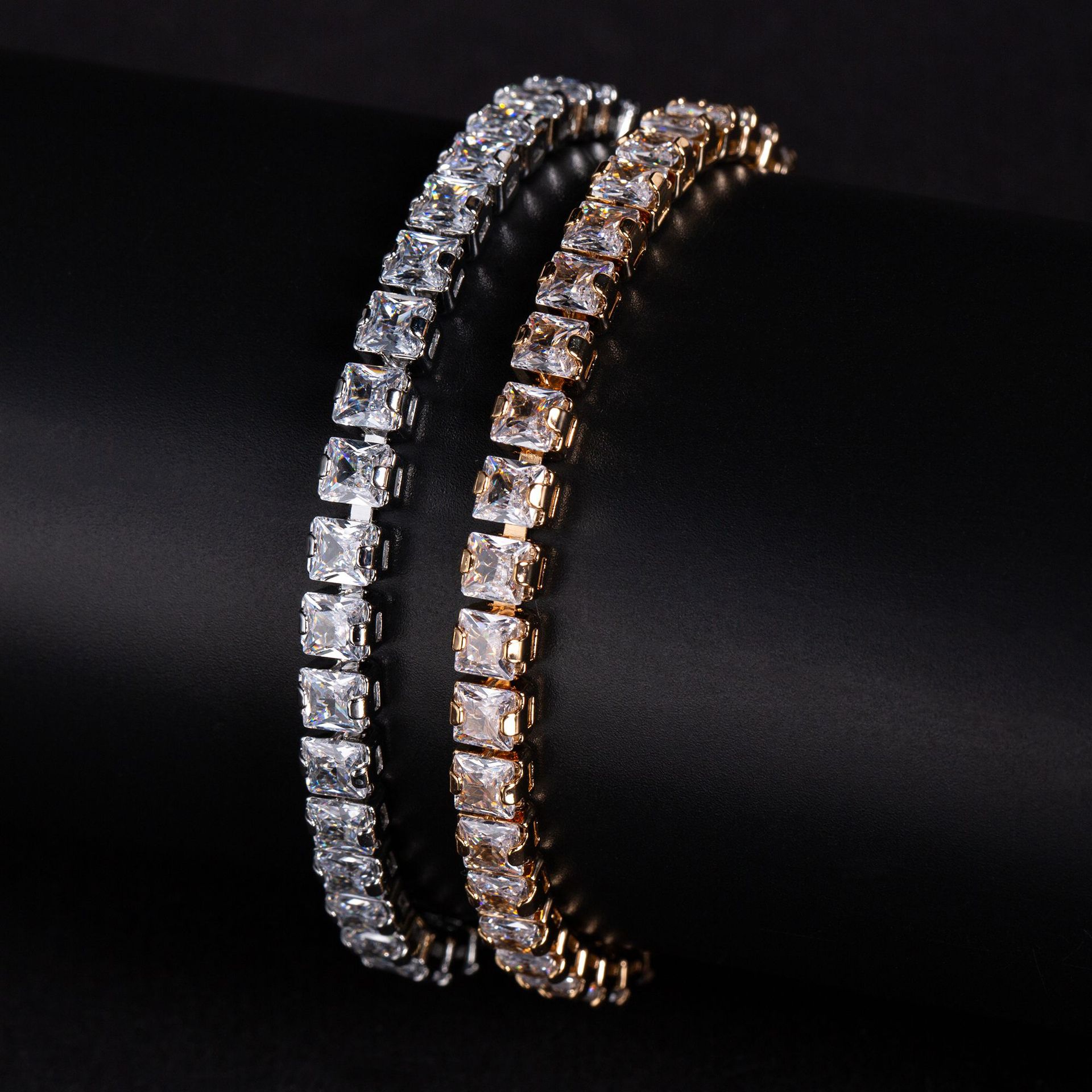New simple zircon bracelet