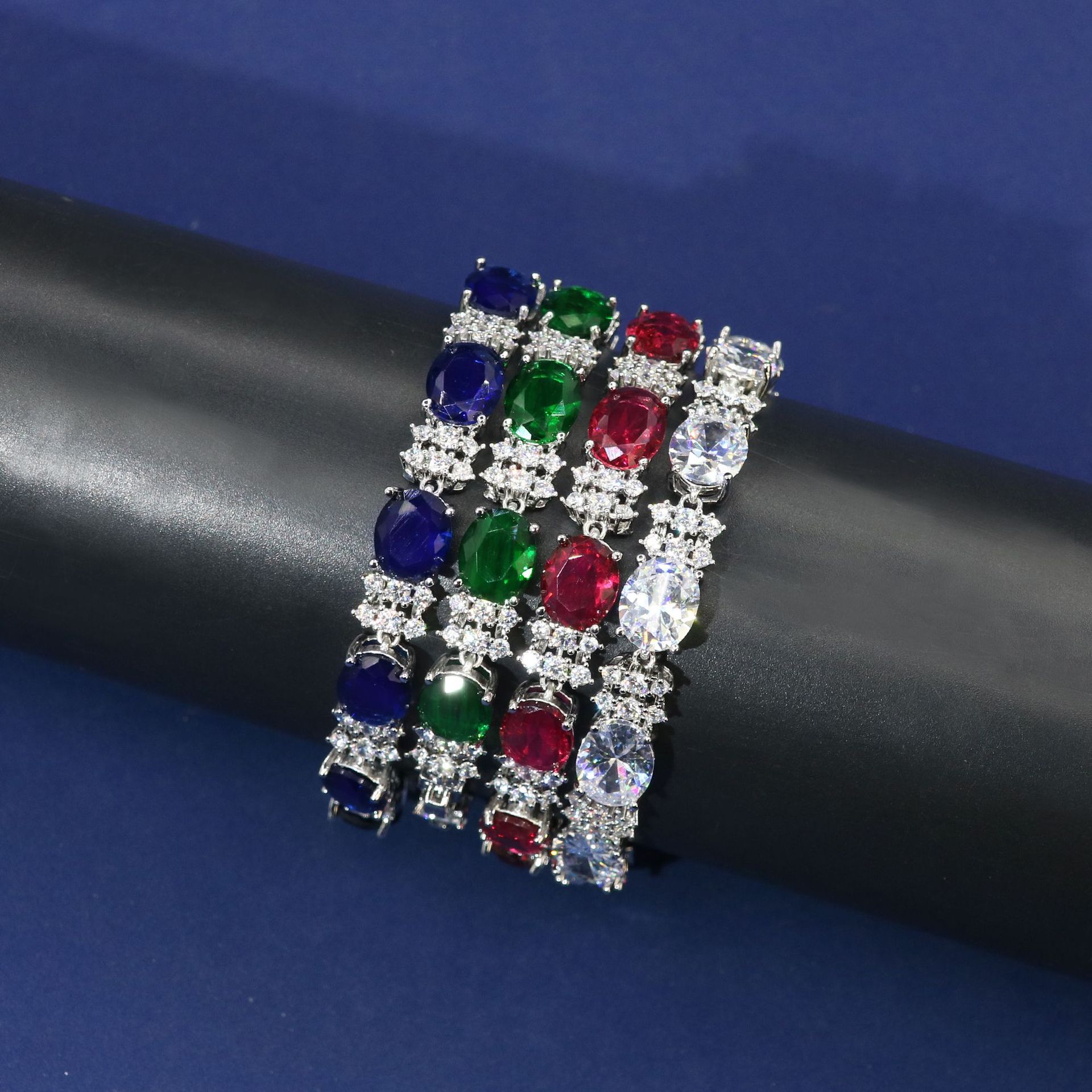 New personalized zircon bracelet