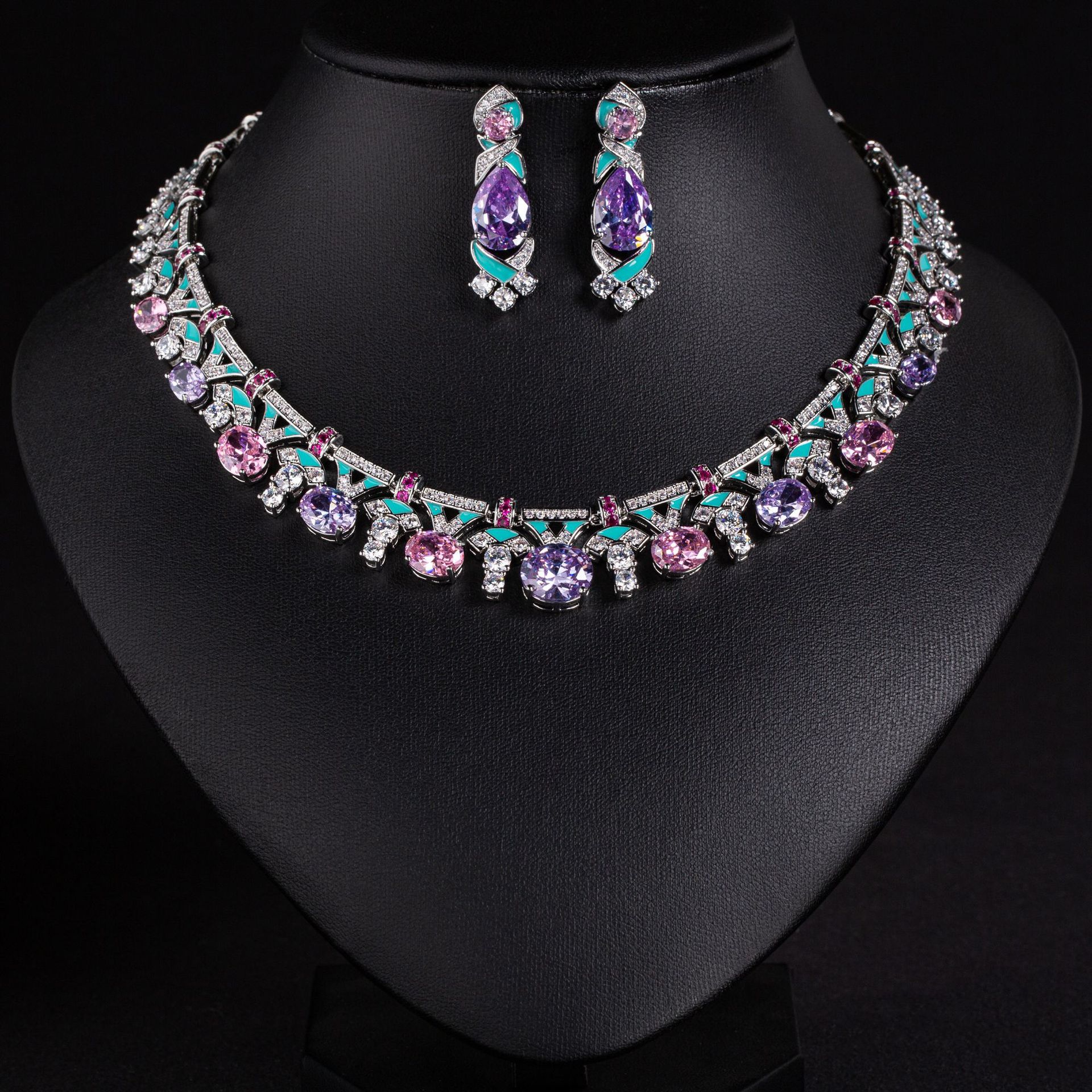 Jewelry sets suitable for wholesale