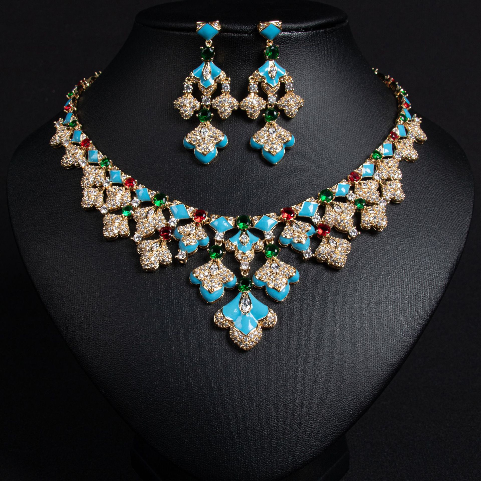 New zircon jewelry sets suitable for weddings