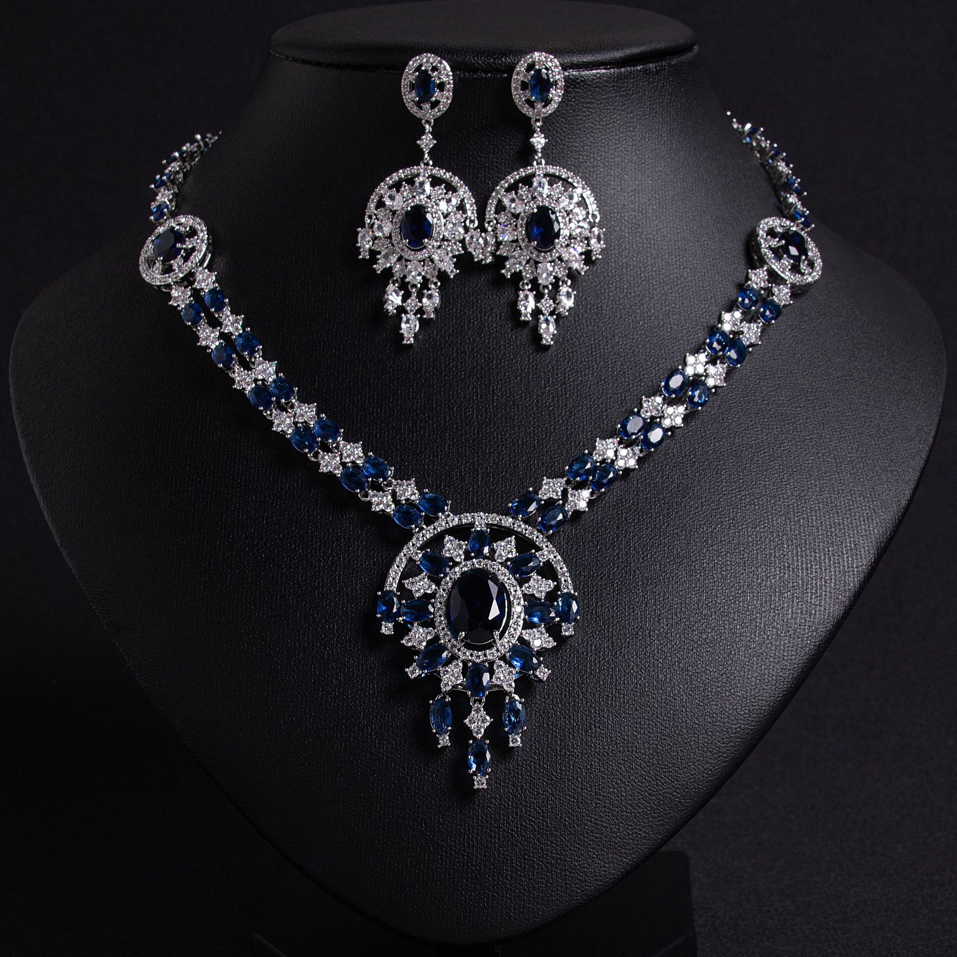 Zircon jewelry set