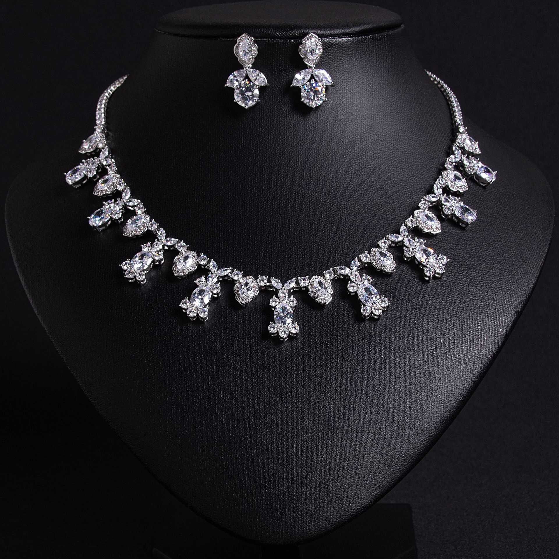 Zircon jewelry set