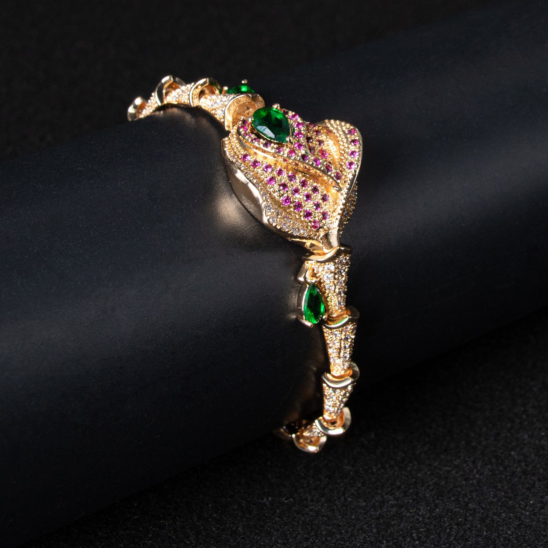 New personalized zircon bracelet