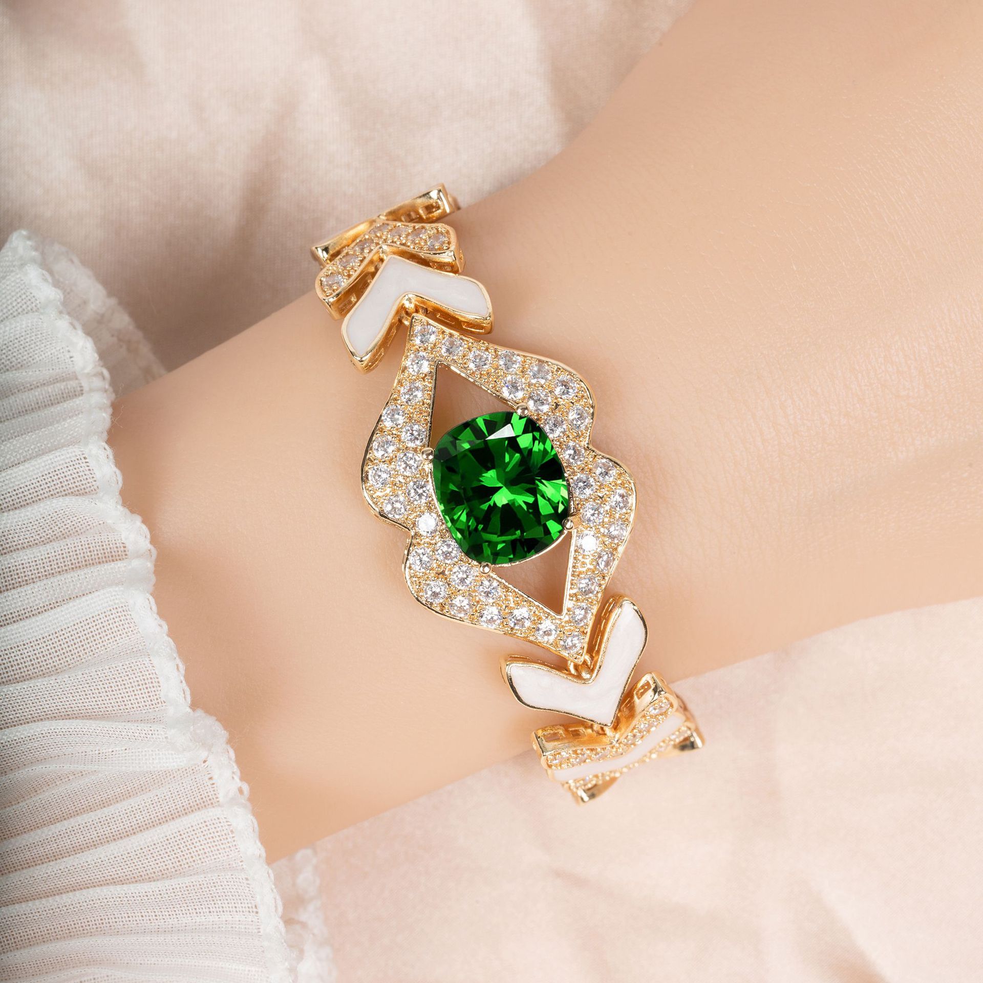 New design zircon bracelet