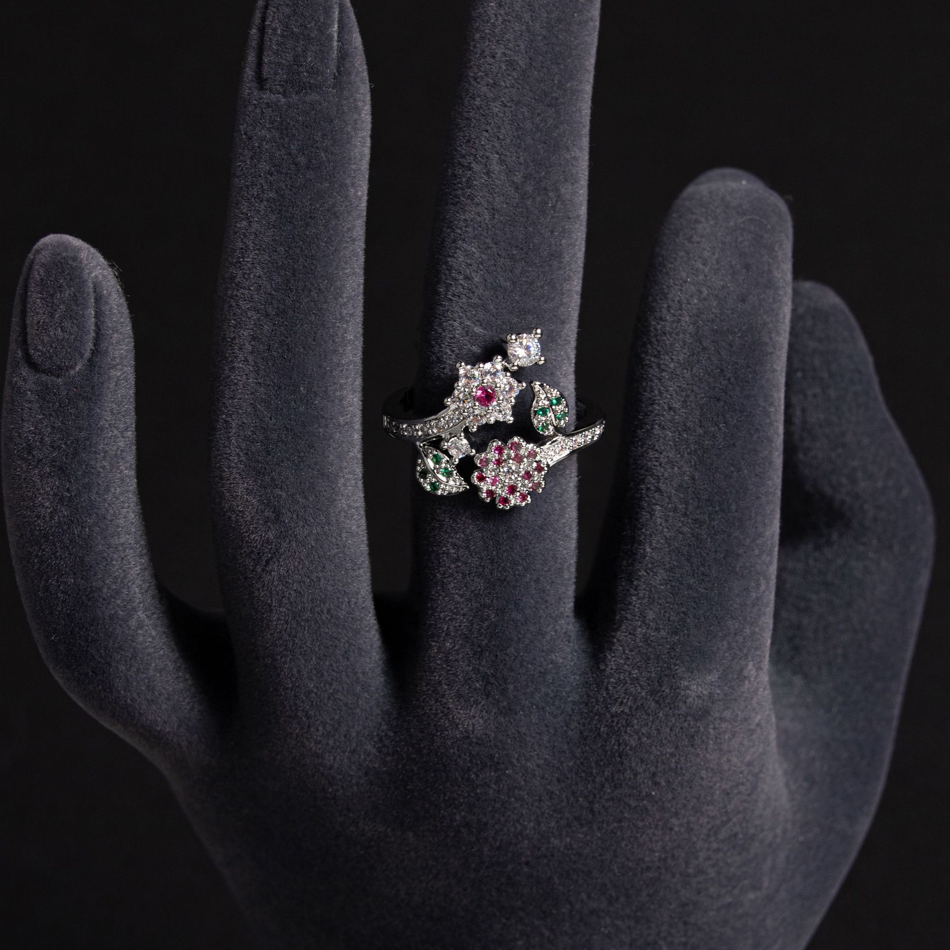 New high quality creative flower zircon ring