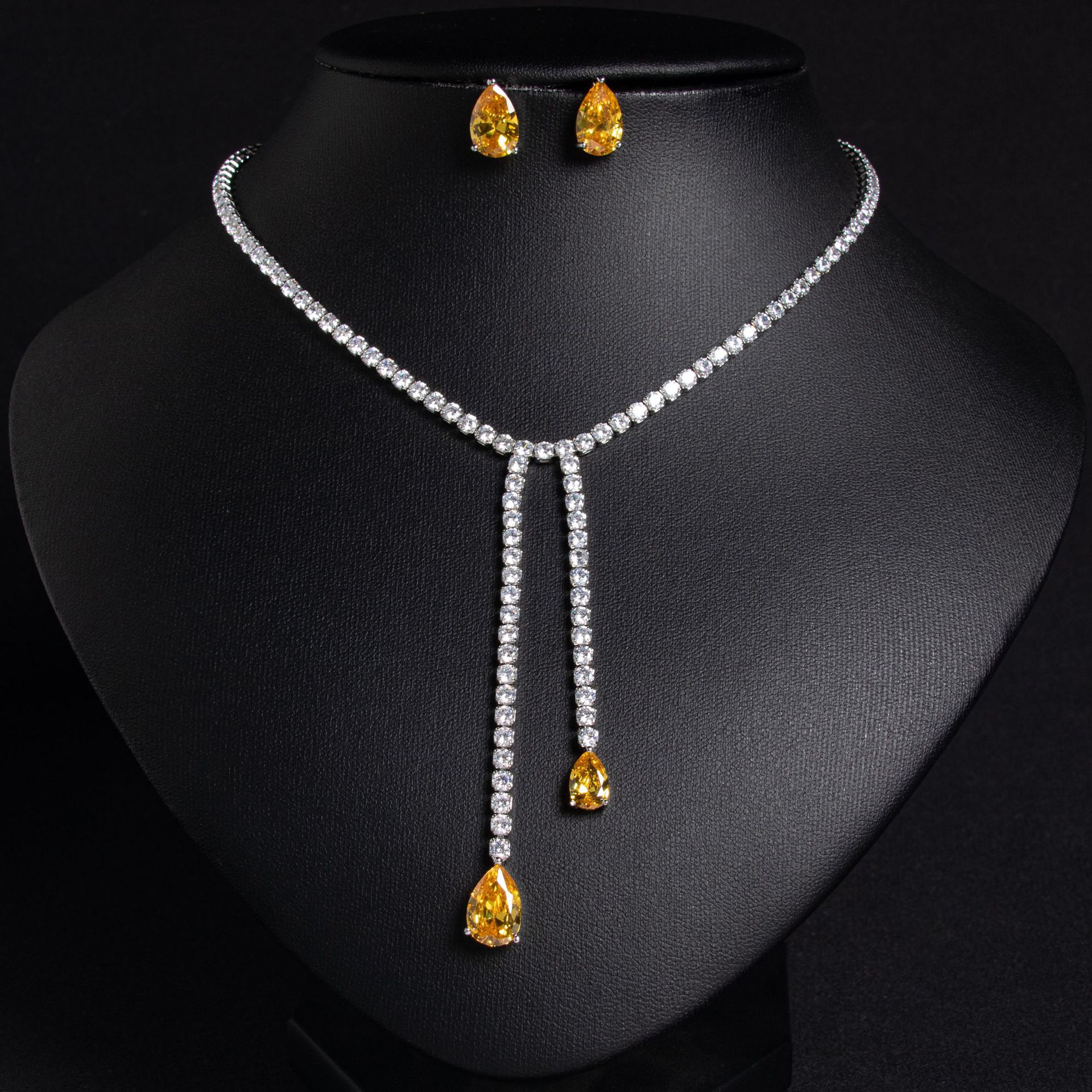 Zircon jewelry set