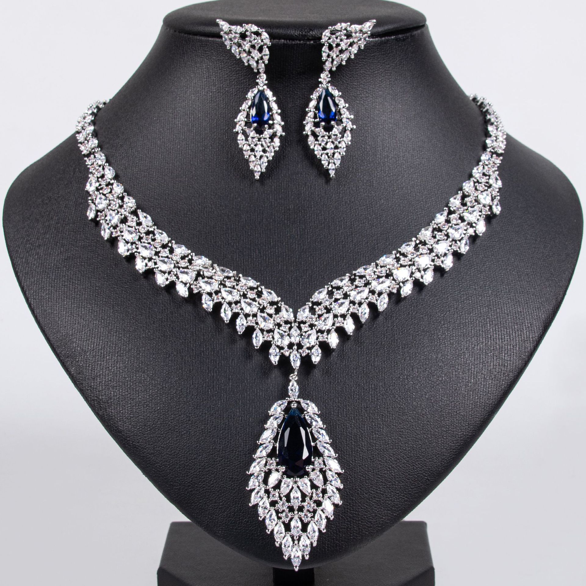 New hot-selling zircon jewelry sets