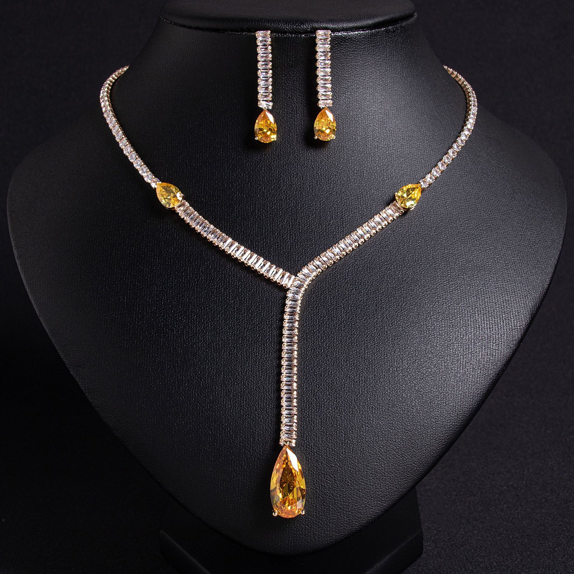 New elegant zircon jewelry set
